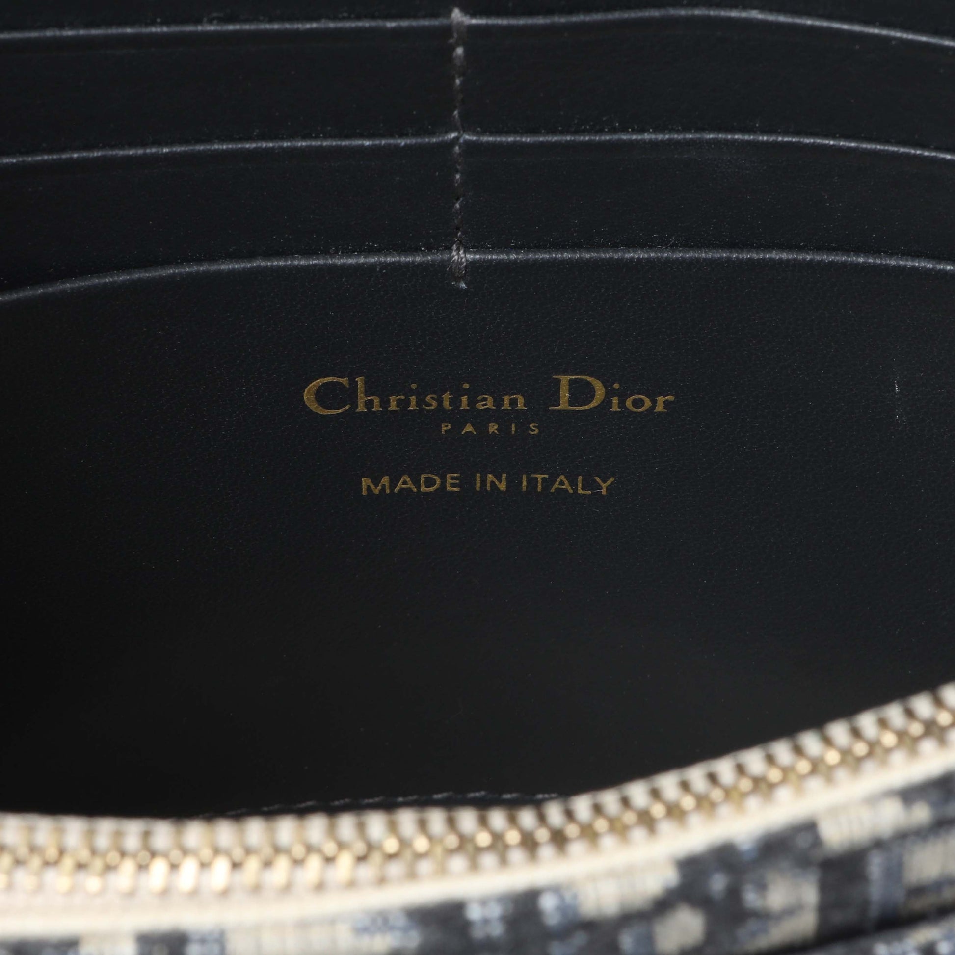 Exclusive Christian Dior Oblique Saddle Chain Pouch — Detail View