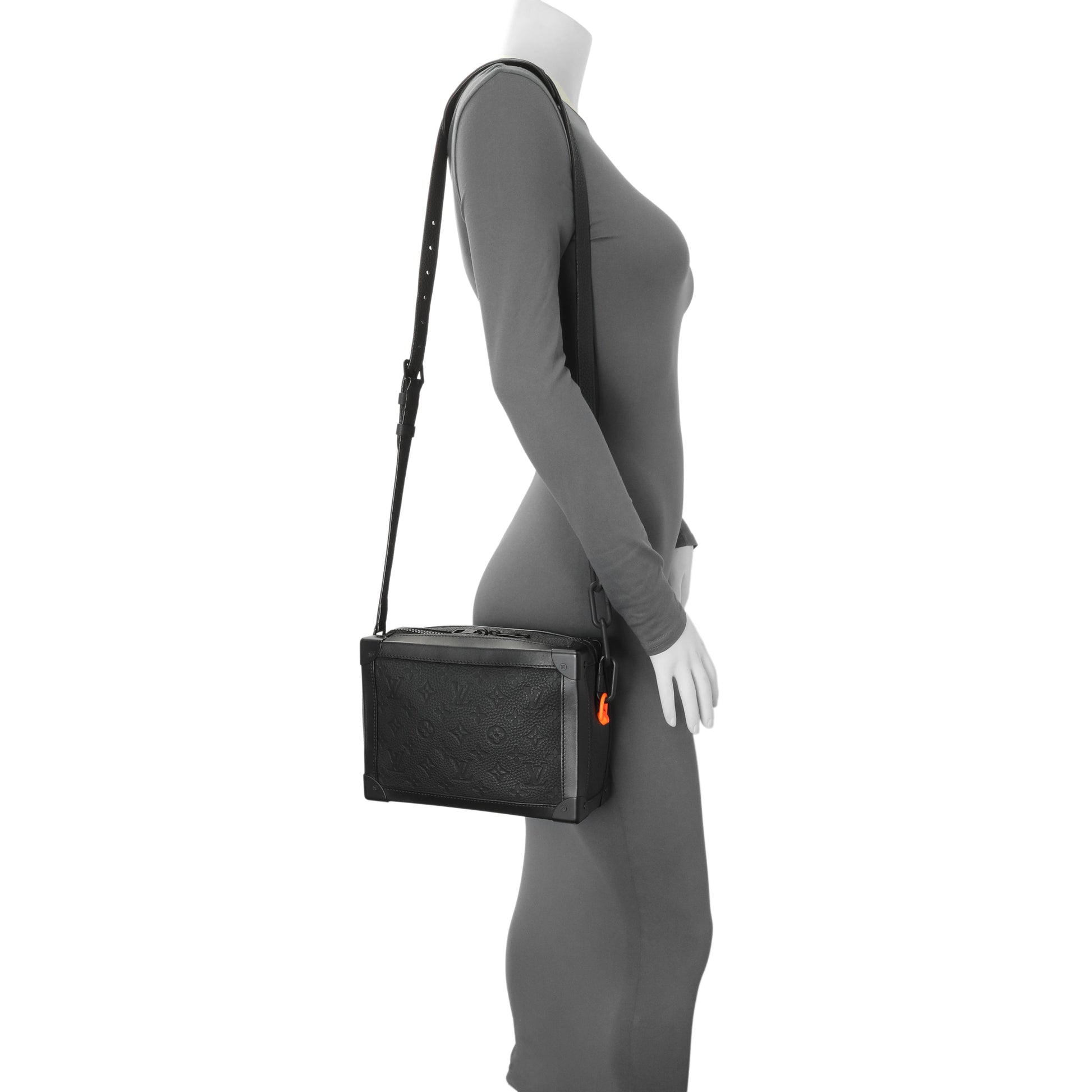 Exclusive Louis Vuitton Taurillon Monogram Solar Ray Soft Trunk Black — Alternate View 12