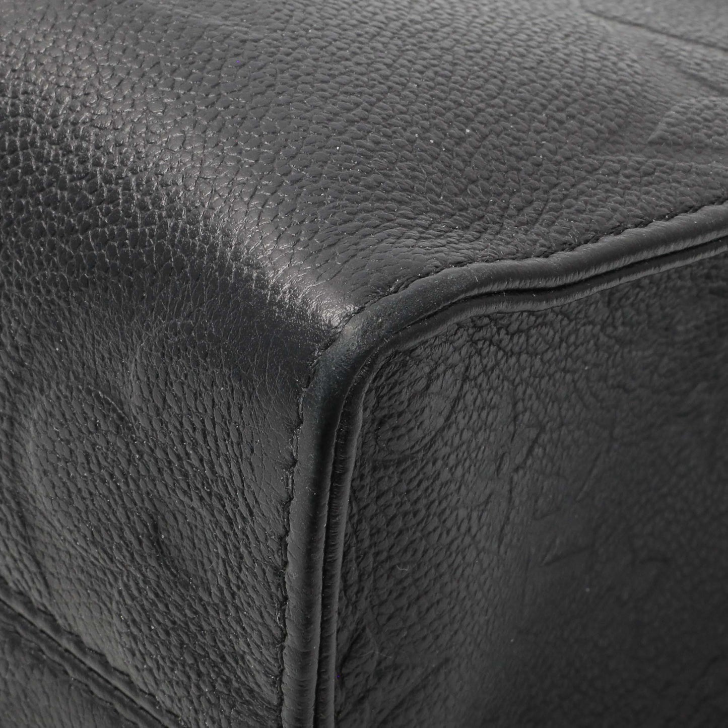 Exclusive Louis Vuitton Black Empreinte Onthego PM — Alternate View 7
