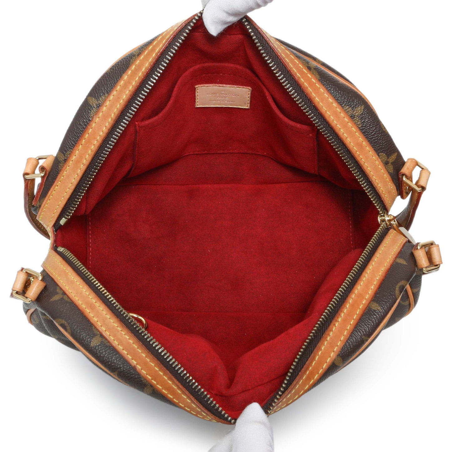 Exclusive Louis Vuitton Monogram Klara Shoulder Bag — Alternate View 8