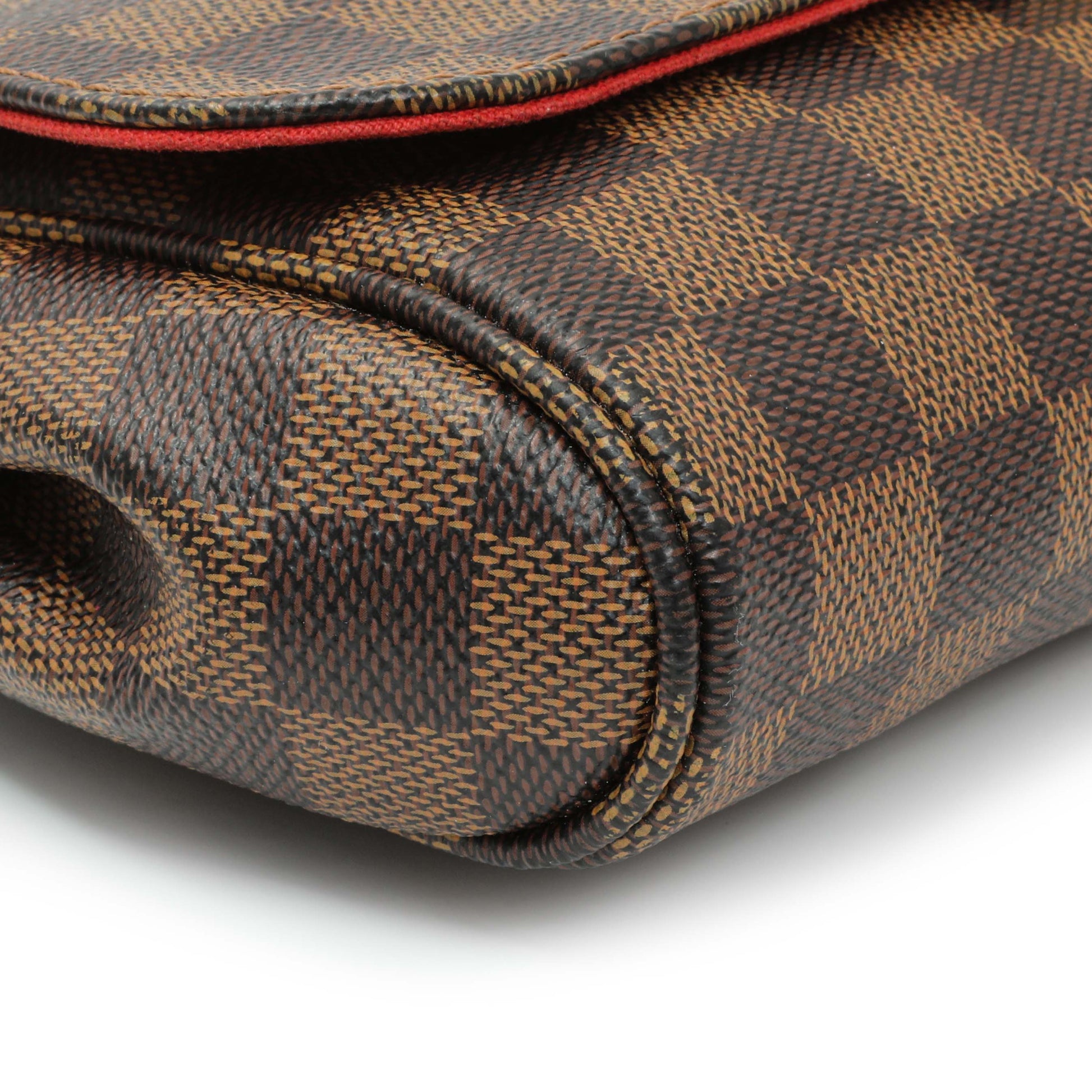 Exclusive Louis Vuitton Damier Ebene Favorite MM — Top View