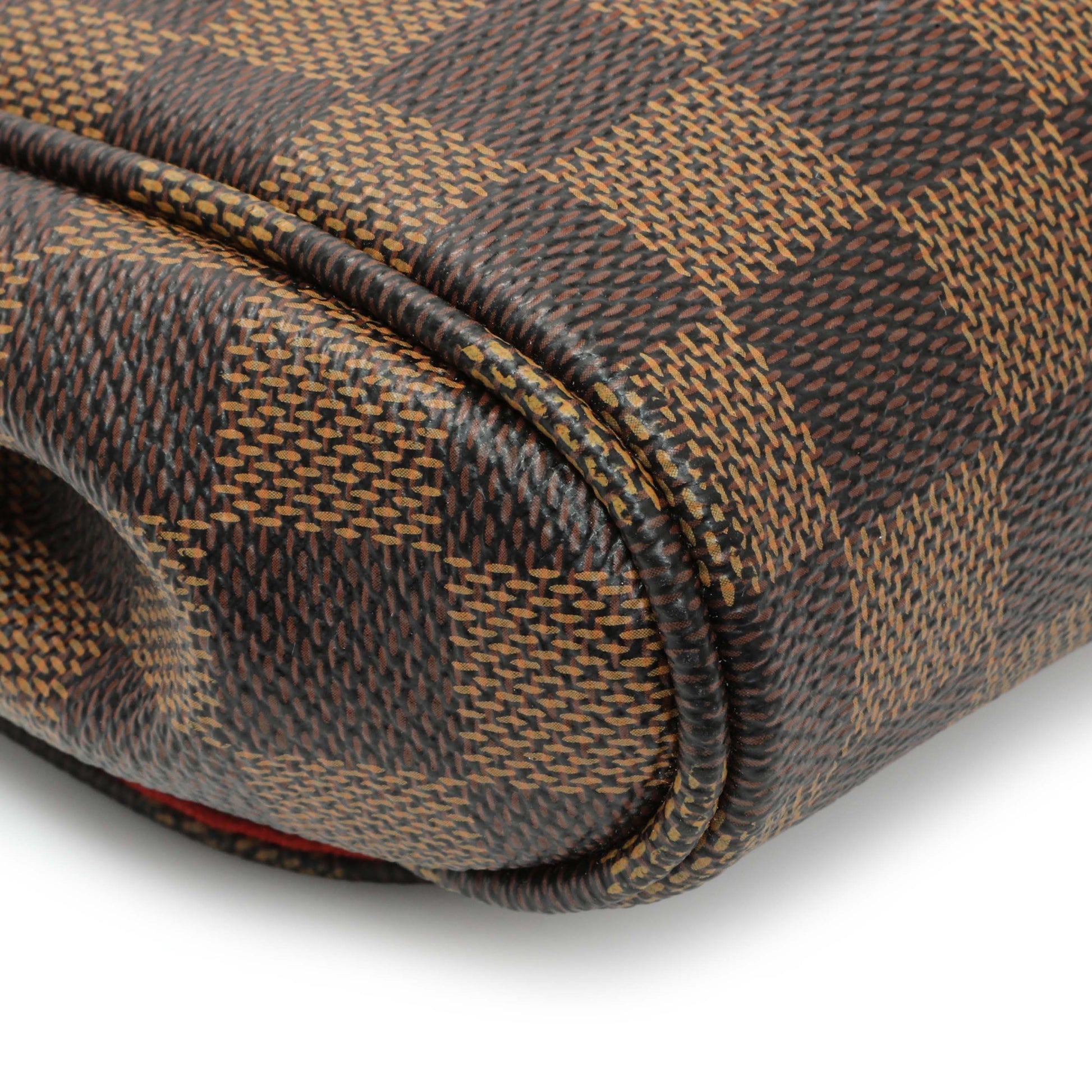 Exclusive Louis Vuitton Damier Ebene Favorite MM — Lifestyle View