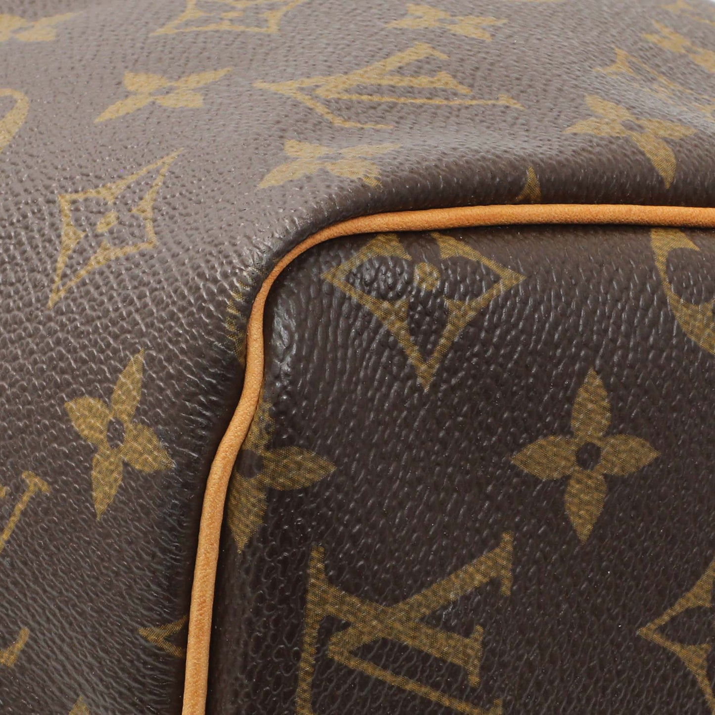 Exclusive Louis Vuitton Monogram Speedy 30 — Detail View