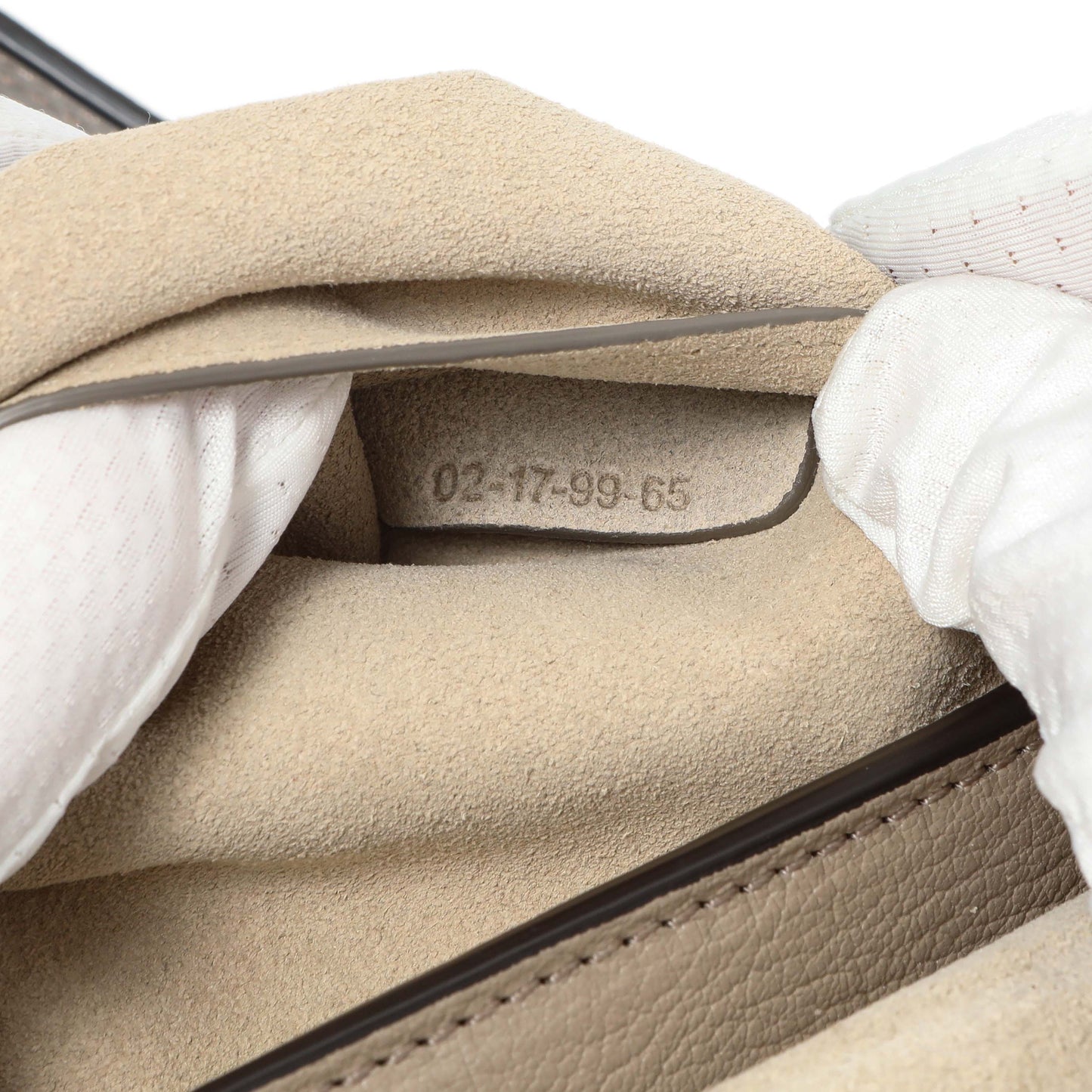 Exclusive Chloe Motty Grey Grained Calfskin Small Faye Shoulder Bag — Lifestyle View