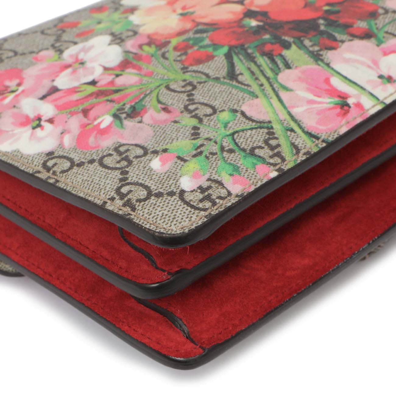 Exclusive Gucci GG Supreme Monogram Blooms Small Dionysus — Detail View