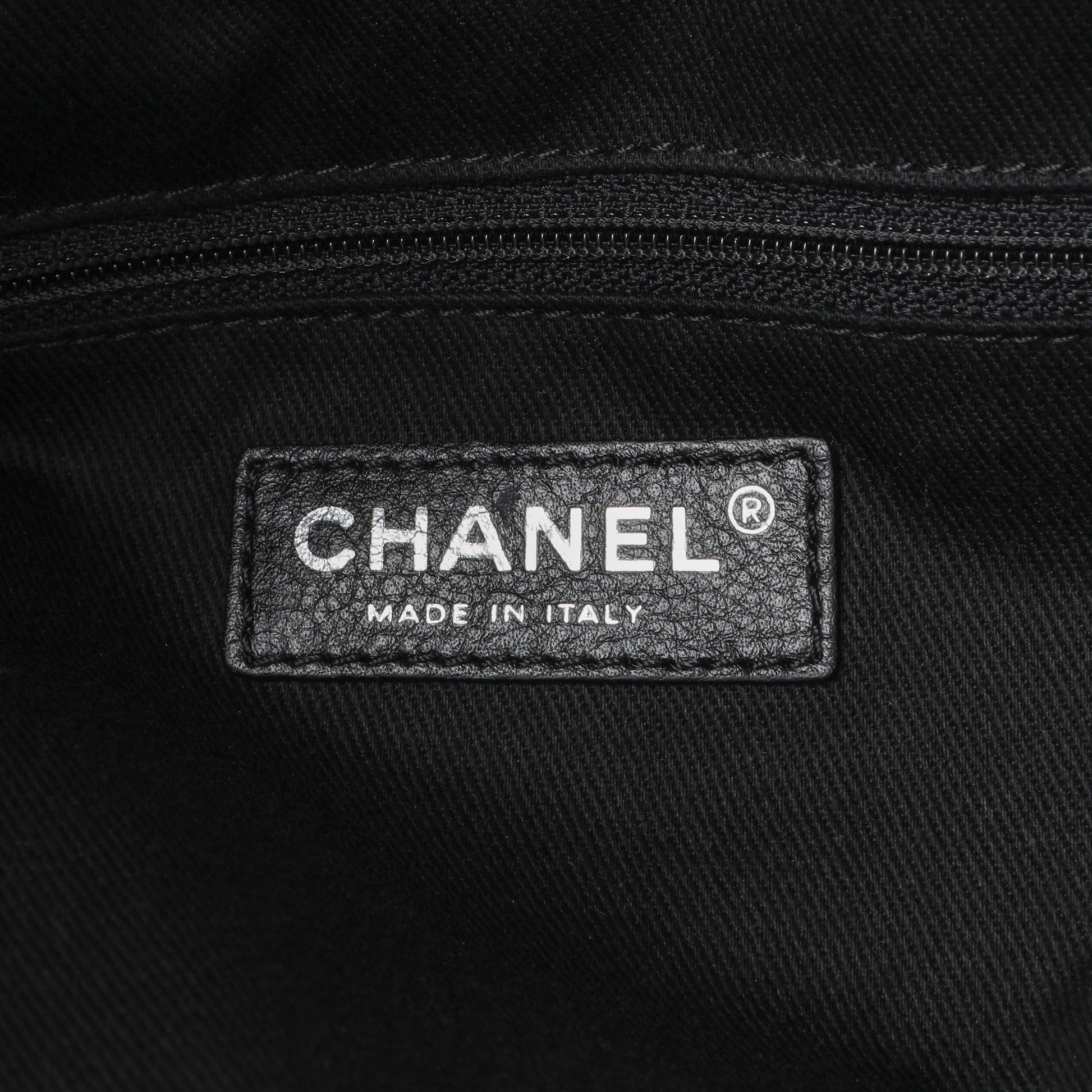 Exclusive Chanel Black Calfskin Quilted Large In the Business Tote — Alternate View 9