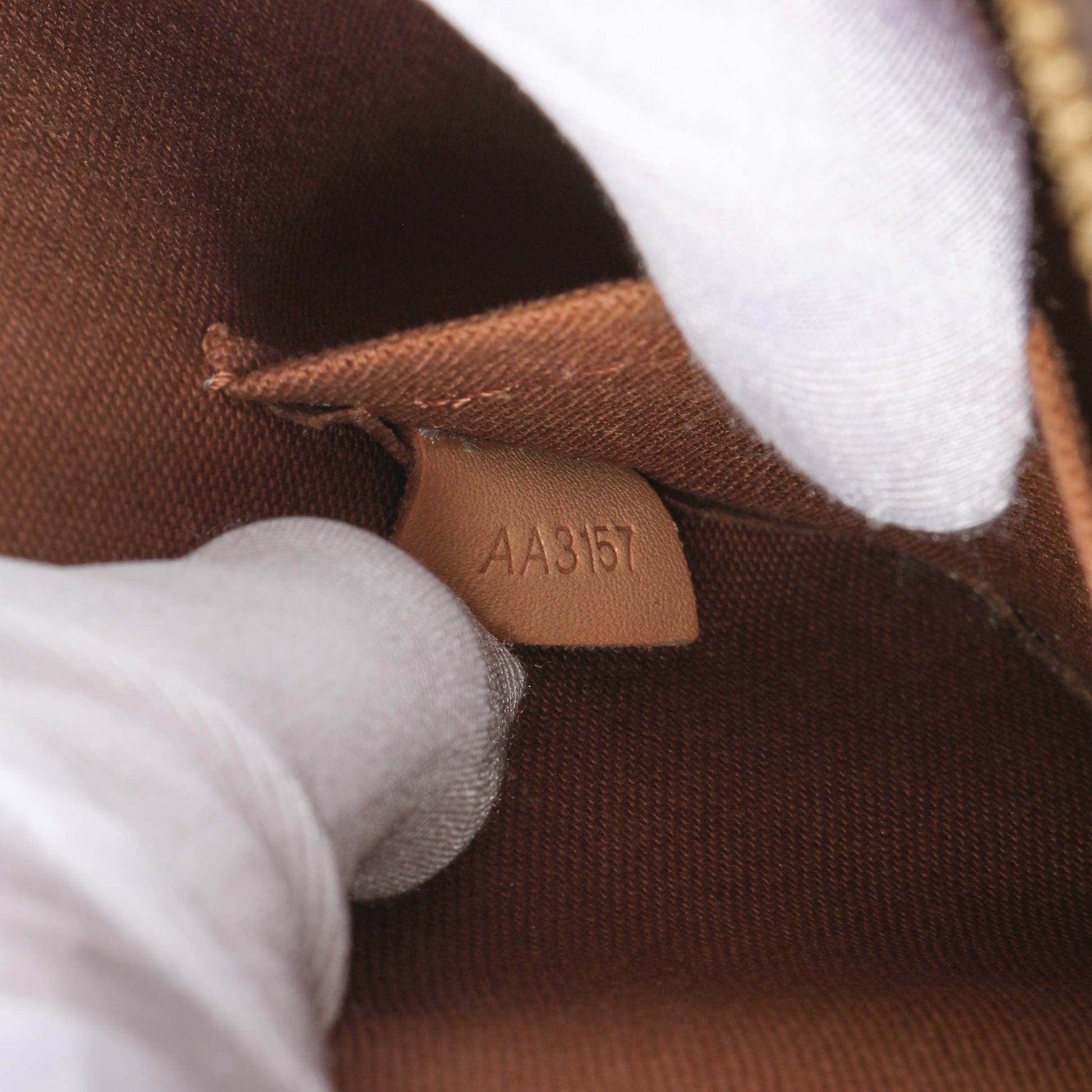 Exclusive Louis Vuitton Monogram Alma BB — Alternate View 10