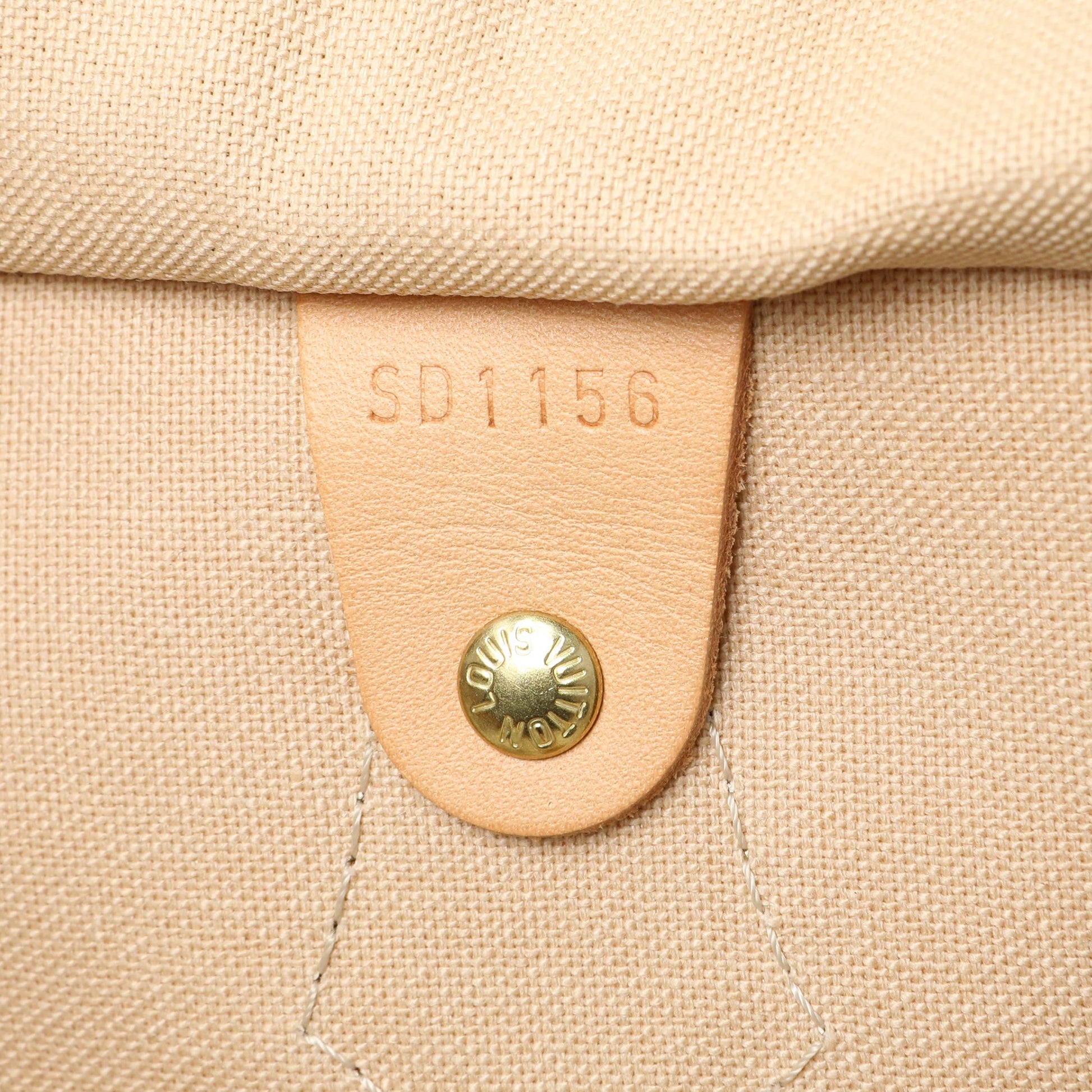 Exclusive Louis Vuitton Damier Azur Speedy 35 — Alternate View 10
