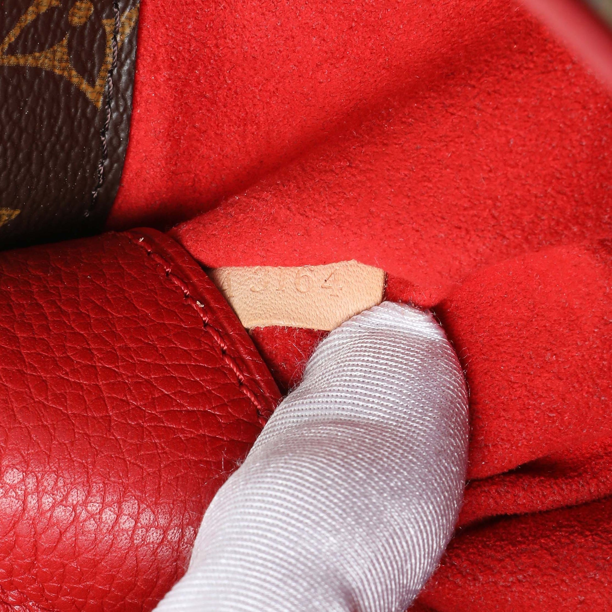 Exclusive Louis Vuitton Cherry Monogram Pallas — Alternate View 10