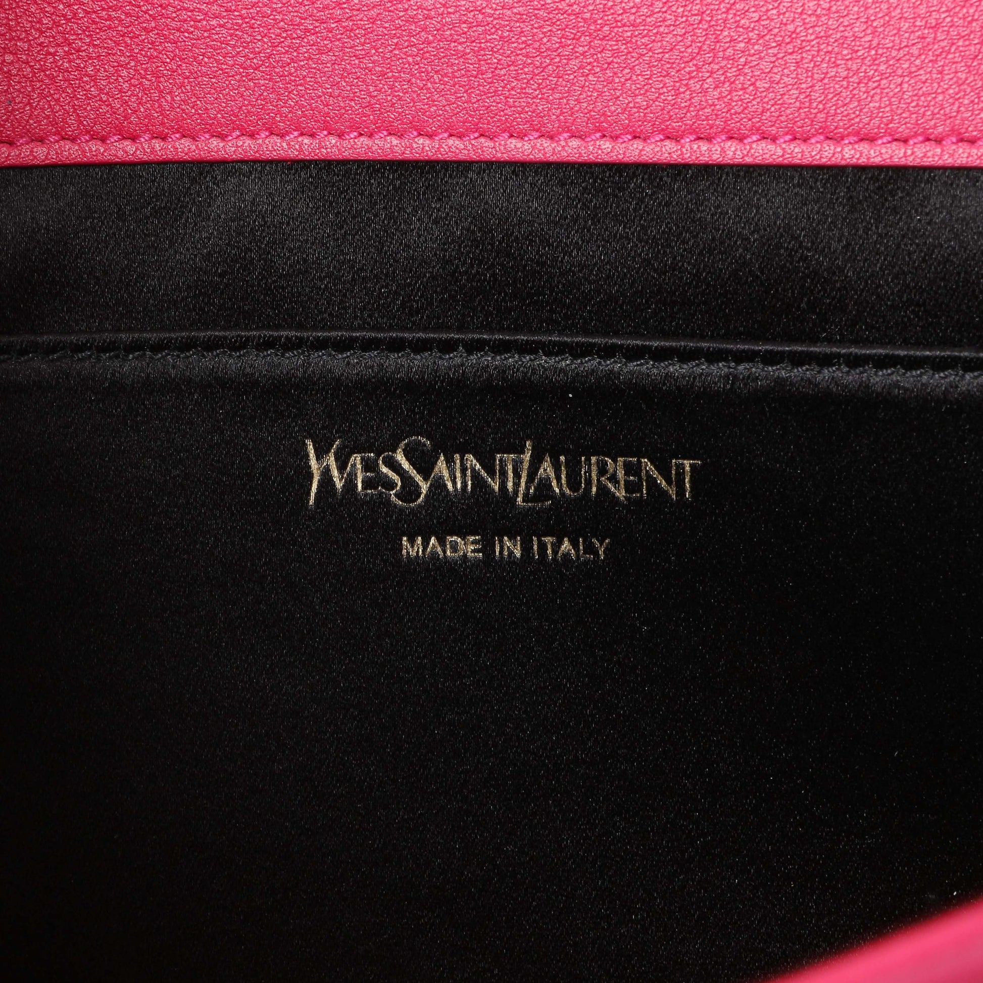Exclusive Saint Laurent Fuchsia Calfskin Monogram Large Belle De Jour Clutch — Detail View