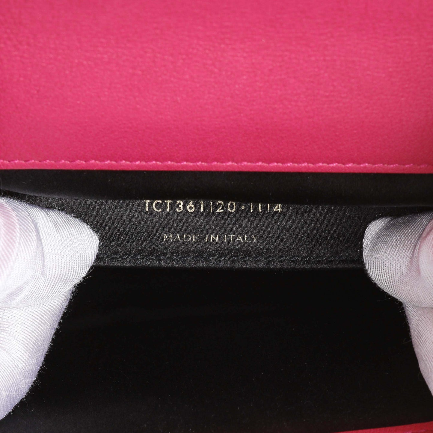 Exclusive Saint Laurent Fuchsia Calfskin Monogram Large Belle De Jour Clutch — Lifestyle View