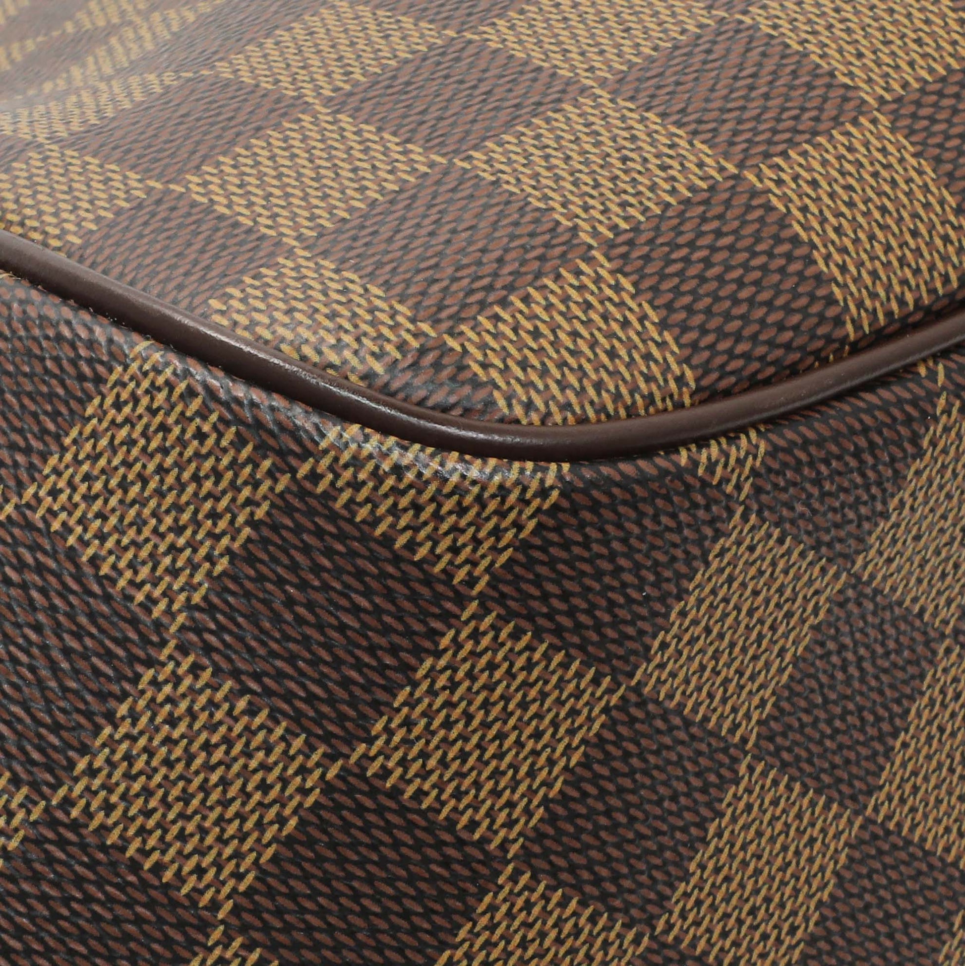 Exclusive Louis Vuitton Damier Ebene Belem PM — Lifestyle View