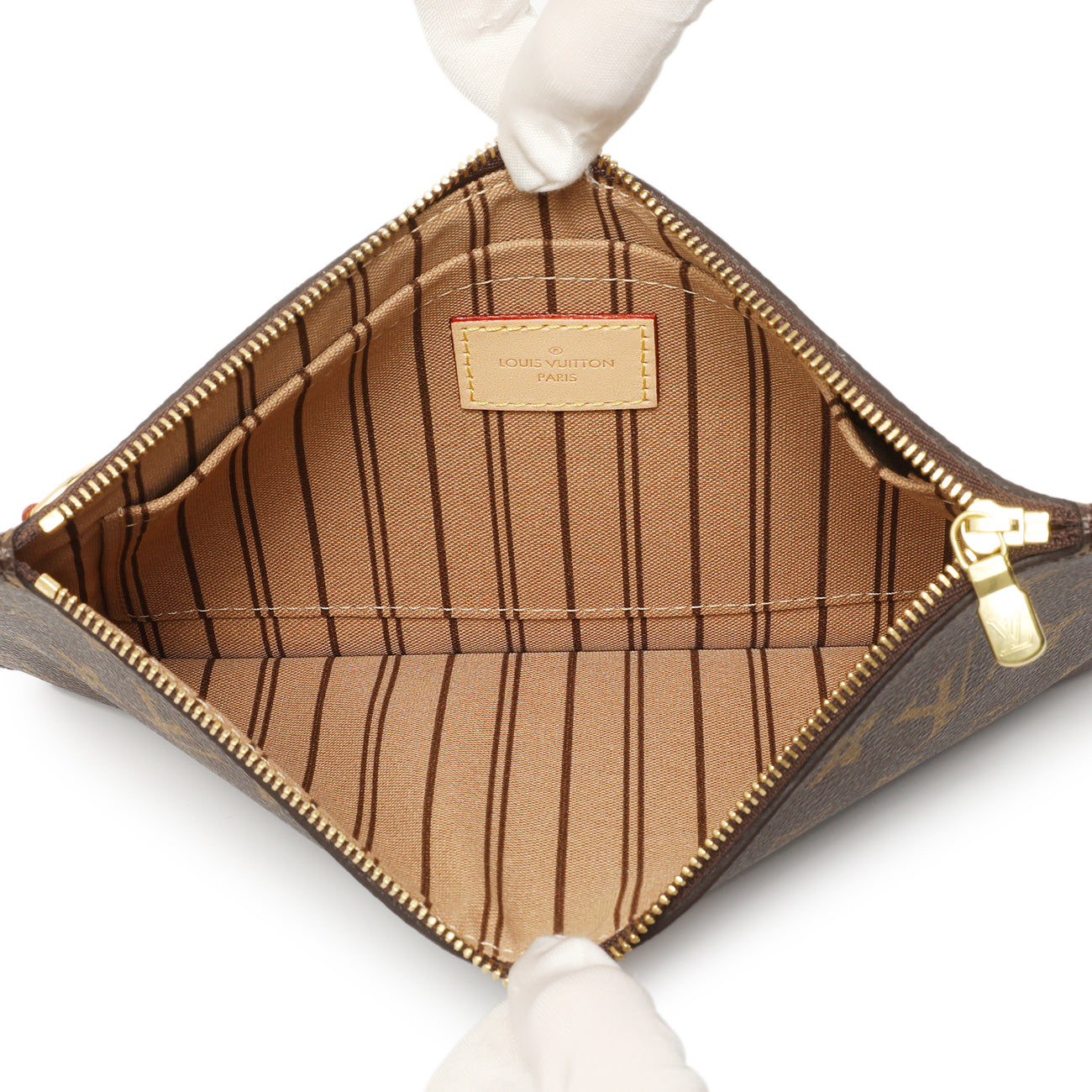 Exclusive Louis Vuitton Monogram Neverfull MM — Alternate View 7