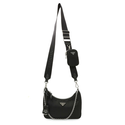 Exclusive Prada Black Nylon Re-Edition 2005 Shoulder Bag — Front View