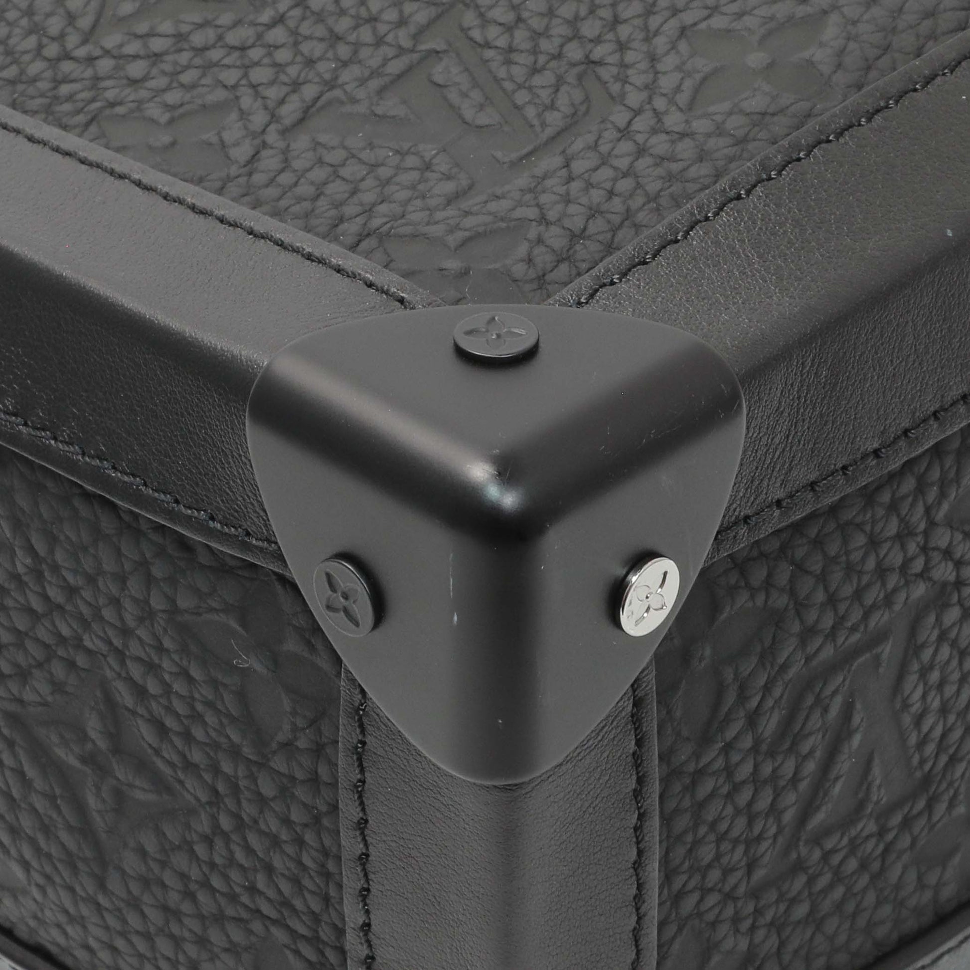 Exclusive Louis Vuitton Taurillon Monogram Solar Ray Soft Trunk Black — Top View