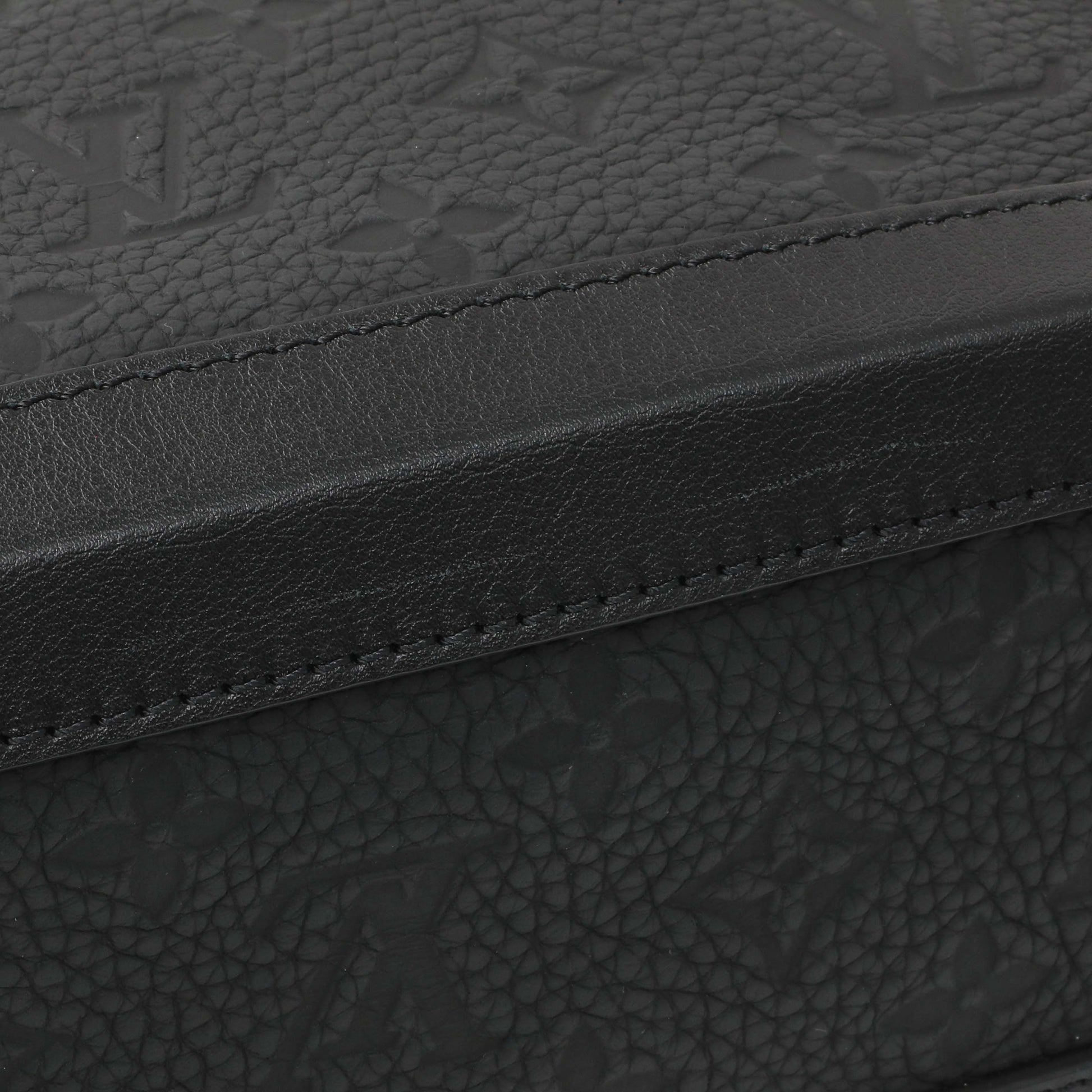 Exclusive Louis Vuitton Taurillon Monogram Solar Ray Soft Trunk Black — Alternate View 11