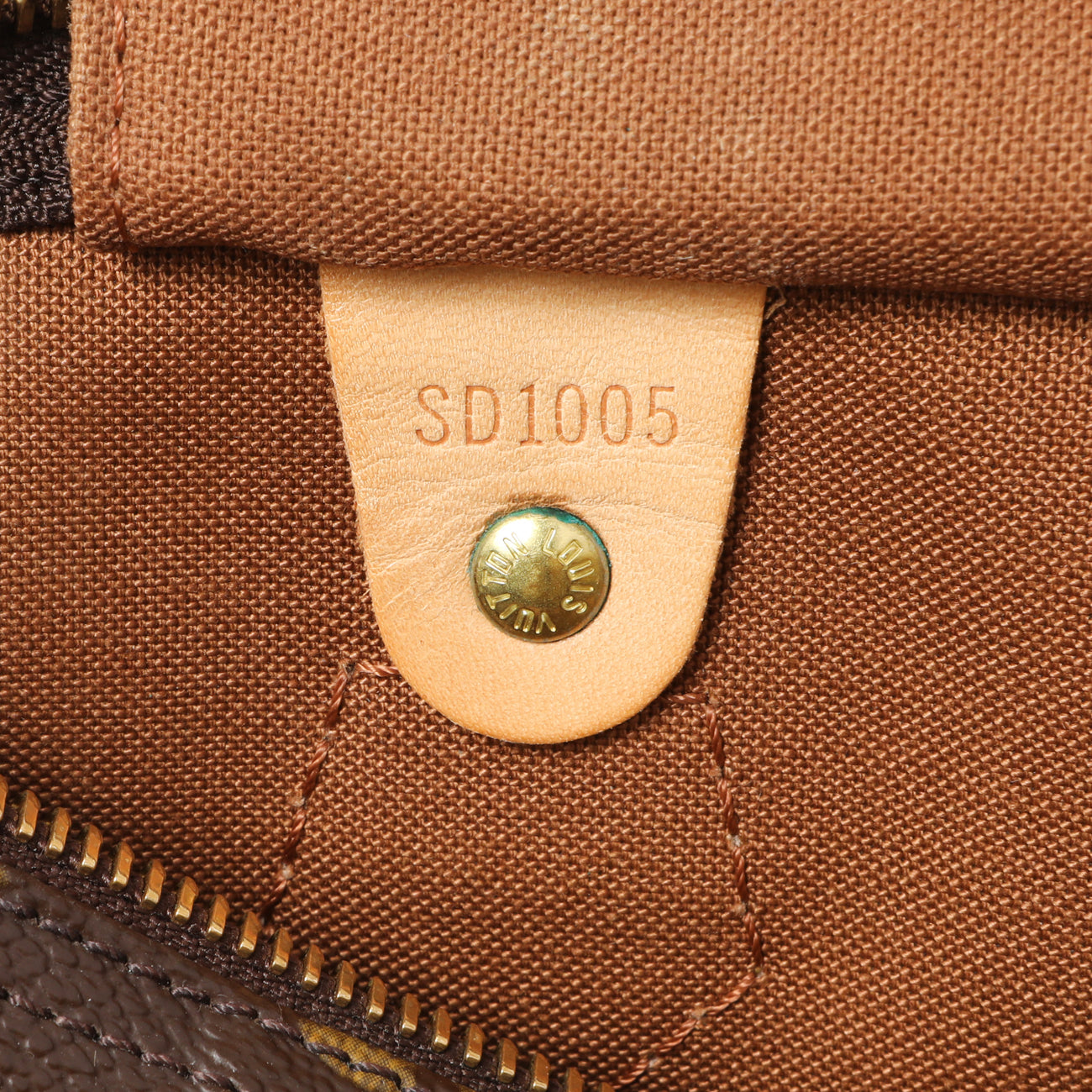 Exclusive Louis Vuitton Monogram Speedy 30 — Alternate View 9