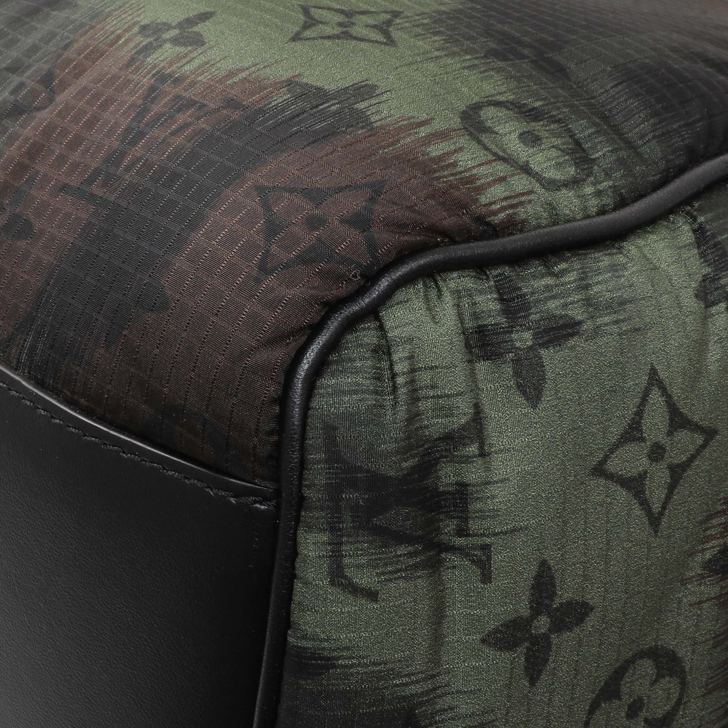 Exclusive Louis Vuitton Nylon Monogram Camouflage Keepall 50 Bandouliere — Detail View