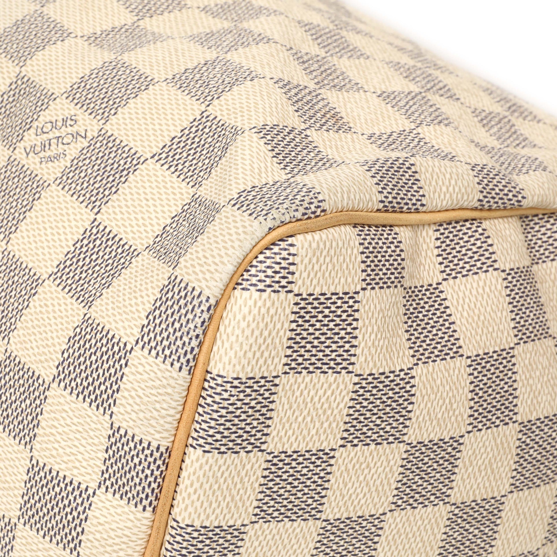 Exclusive Louis Vuitton Damier Azur Speedy 30 — Top View