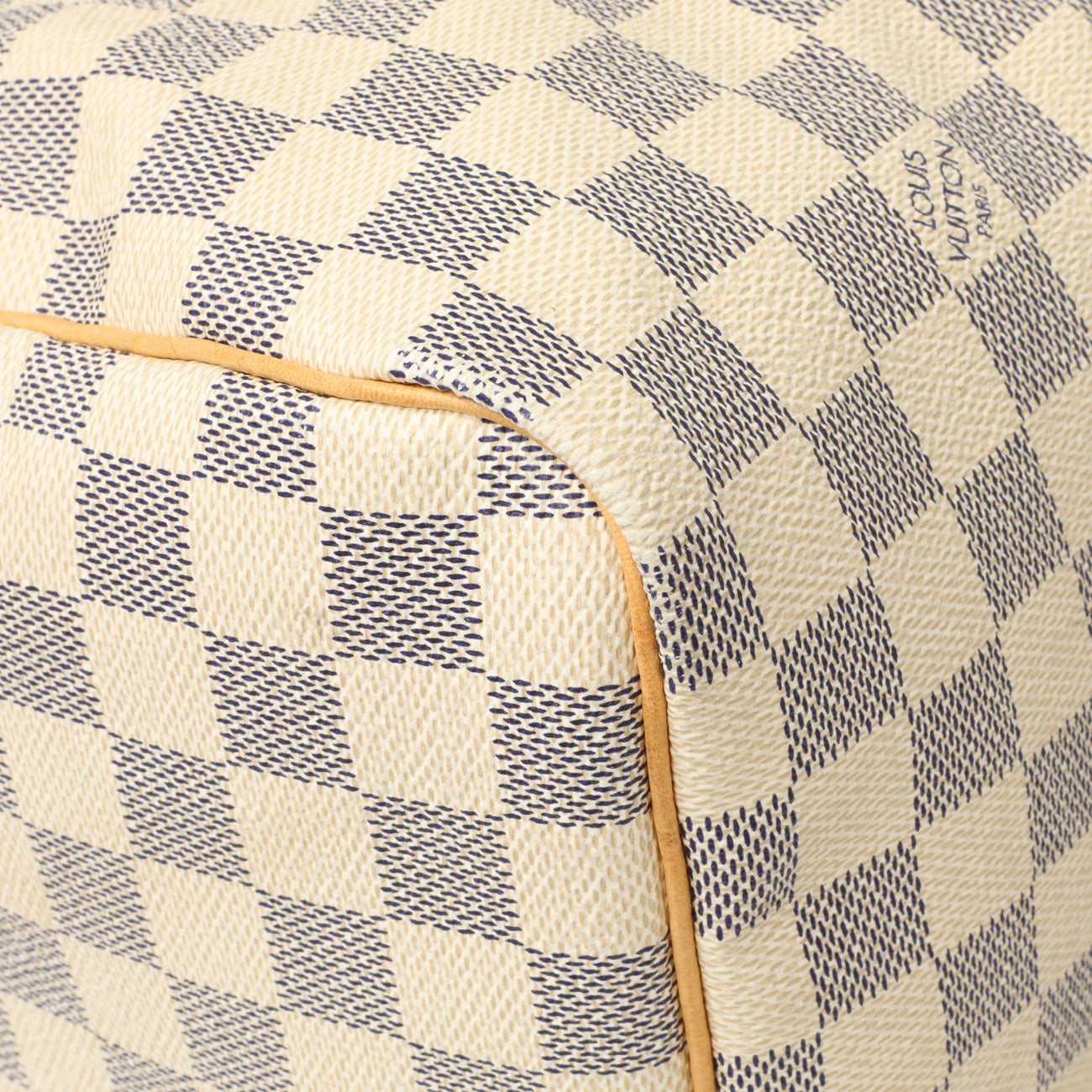 Exclusive Louis Vuitton Damier Azur Speedy 30 — Top View