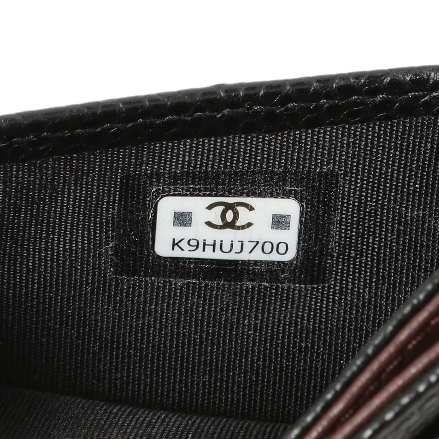 Exclusive Chanel Black Quilted Caviar Card Holder — Alternate View 7