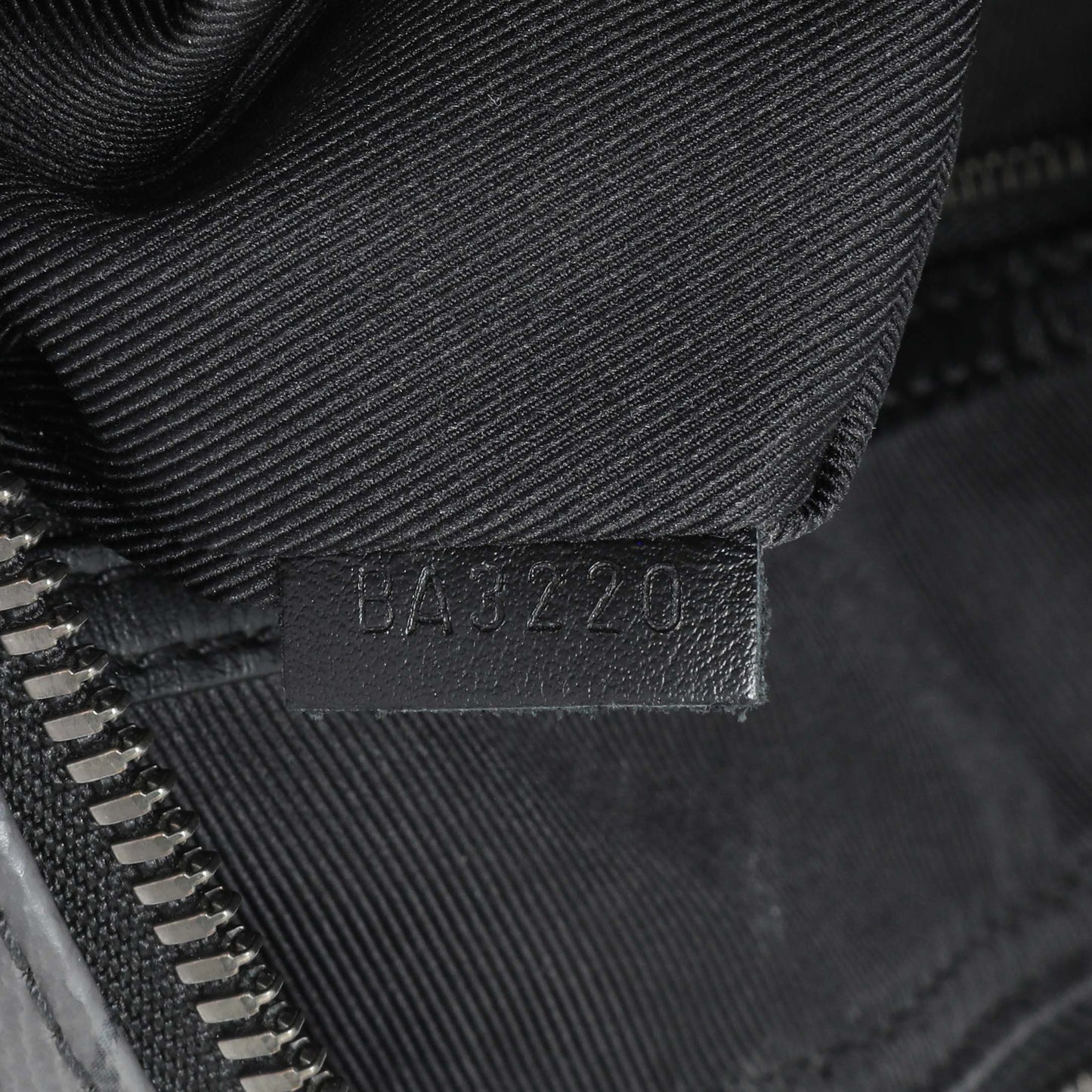 Exclusive Louis Vuitton Reverse Monogram Eclipse Keepall 50 Bandouliere — Alternate View 9