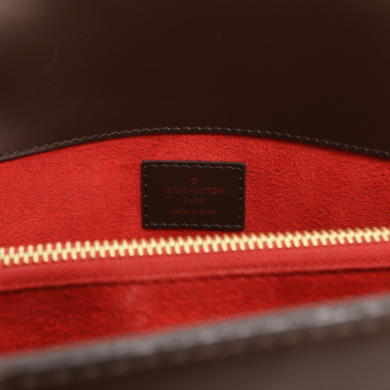 Exclusive Louis Vuitton Damier Ebene Rivoli MM — Detail View