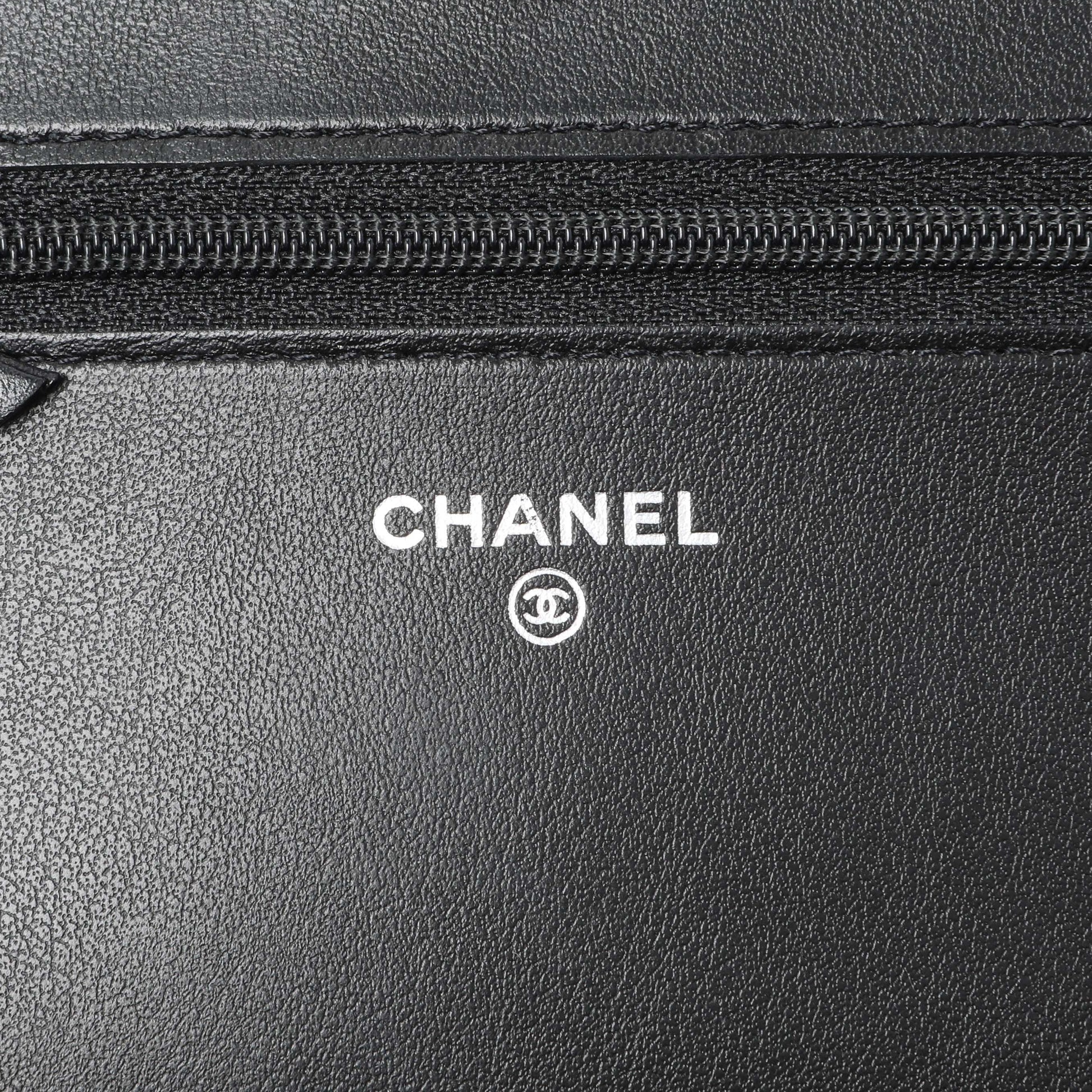 Exclusive Chanel Black Grained Calfskin Chevron Quilted Boy Wallet On Chain — Detail View