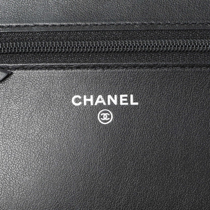 Exclusive Chanel Black Grained Calfskin Chevron Quilted Boy Wallet On Chain — Detail View