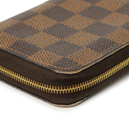 Exclusive Louis Vuitton Damier Ebene Zippy Coin Purse — Top View