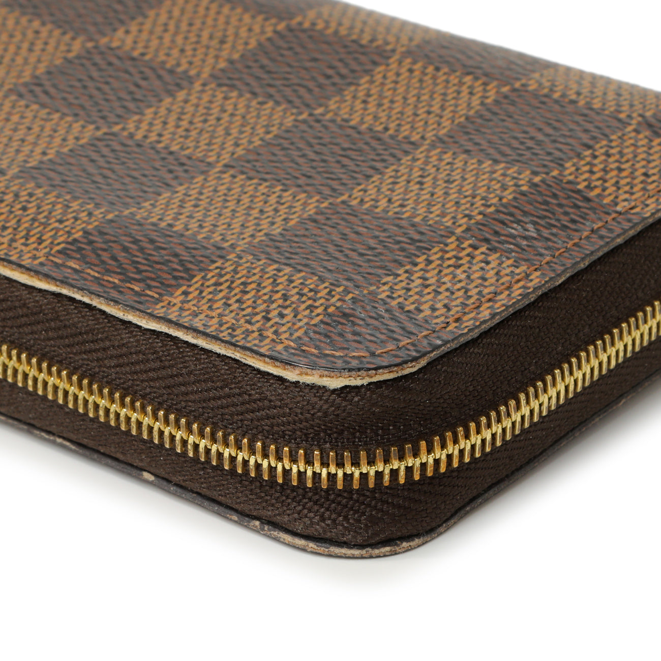 Exclusive Louis Vuitton Damier Ebene Zippy Coin Purse — Detail View