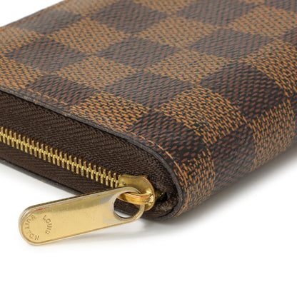 Exclusive Louis Vuitton Damier Ebene Zippy Coin Purse — Lifestyle View