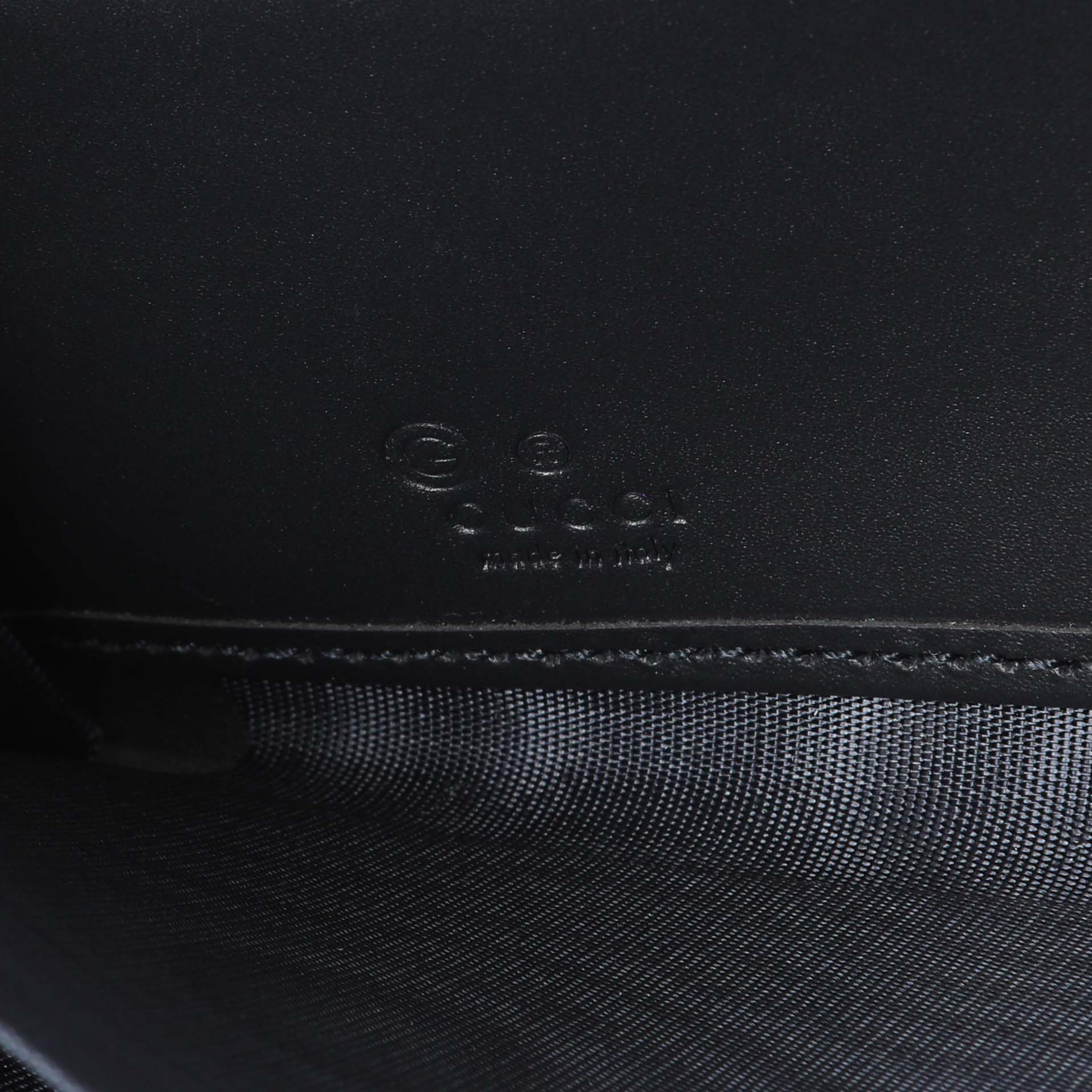 Exclusive Gucci GG Supreme Monogram Blooms Zip Around Wallet — Detail View