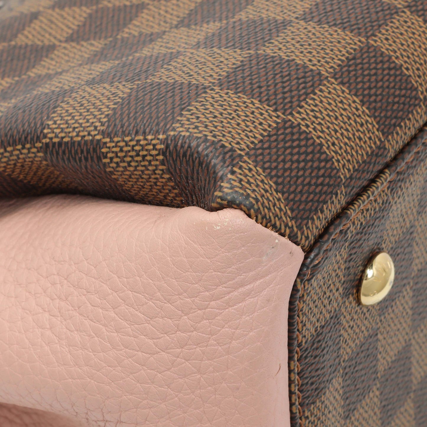 Exclusive Louis Vuitton Cuir Taurillon Damier Ebene Normandy Magnolia — Lifestyle View
