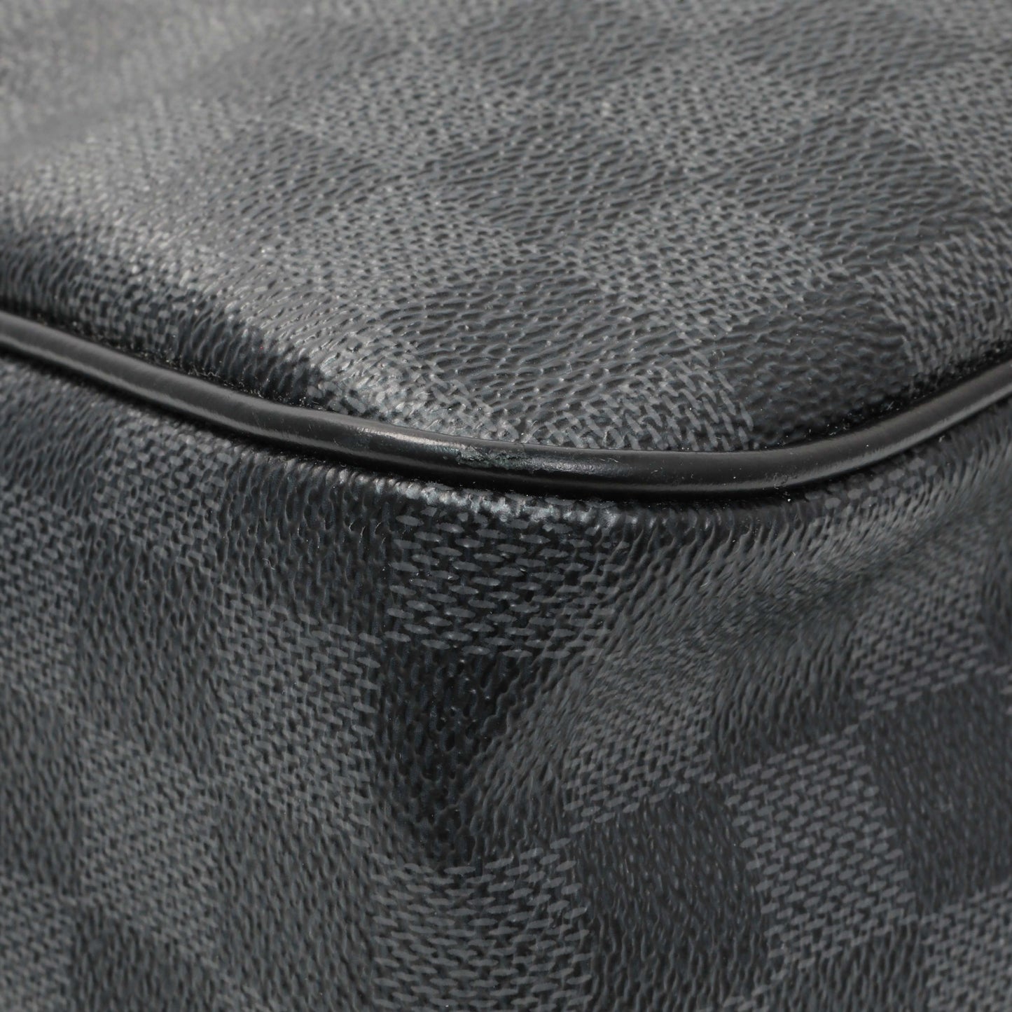 Exclusive Louis Vuitton Damier Graphite Daniel MM — Lifestyle View