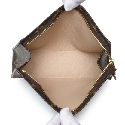 Exclusive Louis Vuitton Monogram Toiletry Pouch 19 — Top View