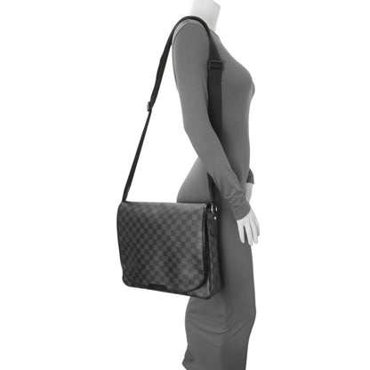 Exclusive Louis Vuitton Damier Graphite Daniel MM — Alternate View 11
