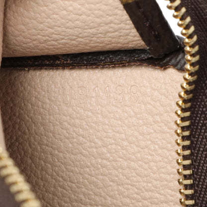 Exclusive Louis Vuitton Monogram Toiletry Pouch 19 — Lifestyle View