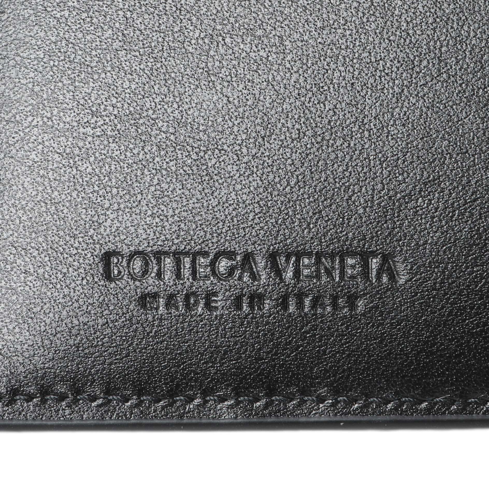 Exclusive Bottega Veneta Black Nappa Intrecciato Cassette Bifold Wallet — Detail View