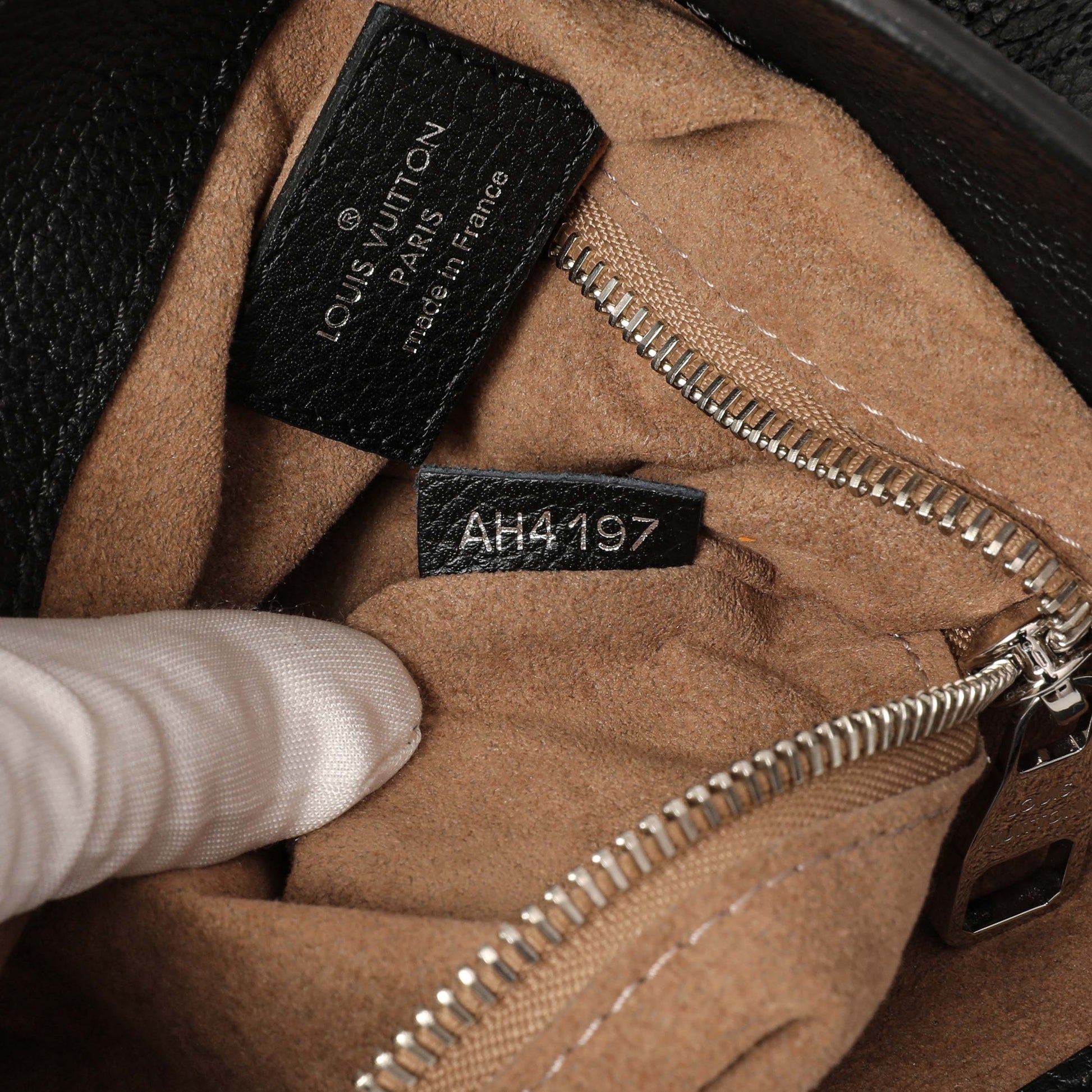 Exclusive Louis Vuitton Black Mahina Babylone PM — Detail View