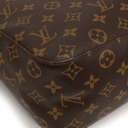 Exclusive Louis Vuitton Monogram Looping GM — Lifestyle View