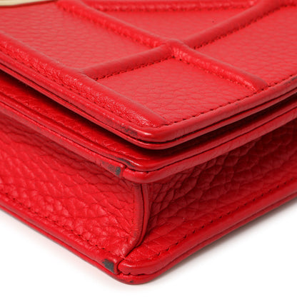 Exclusive Christian Dior Red Calfskin Diorama Wallet On Chain — Detail View