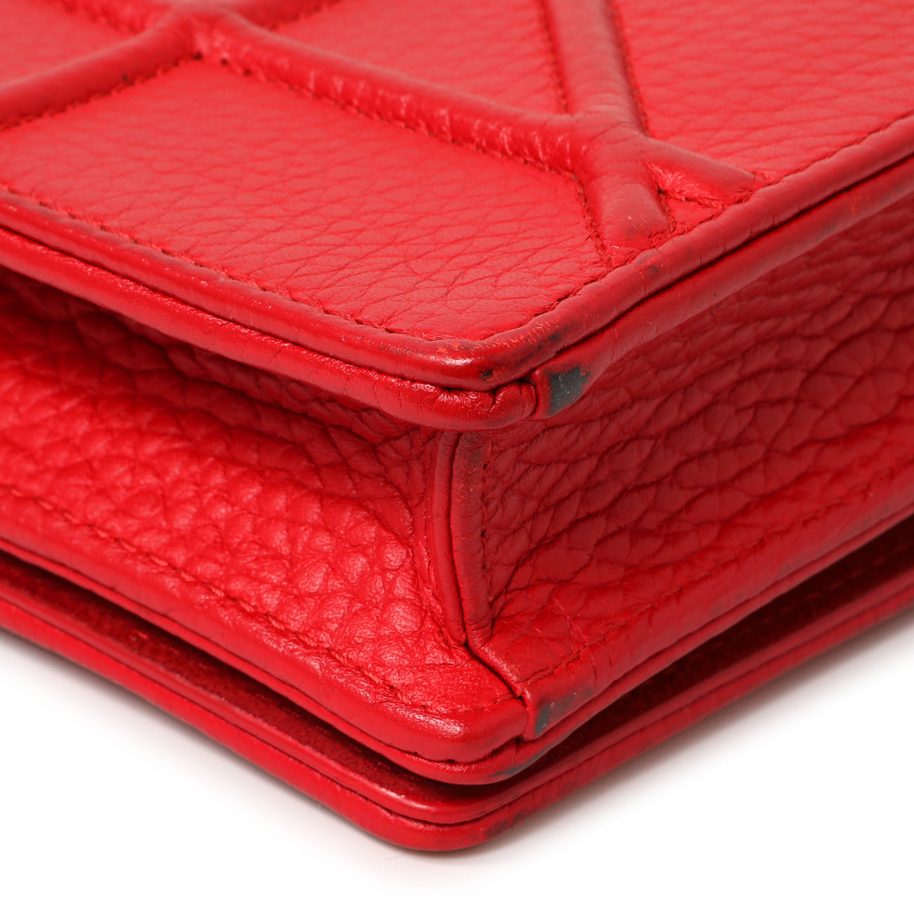 Exclusive Christian Dior Red Calfskin Diorama Wallet On Chain — Lifestyle View