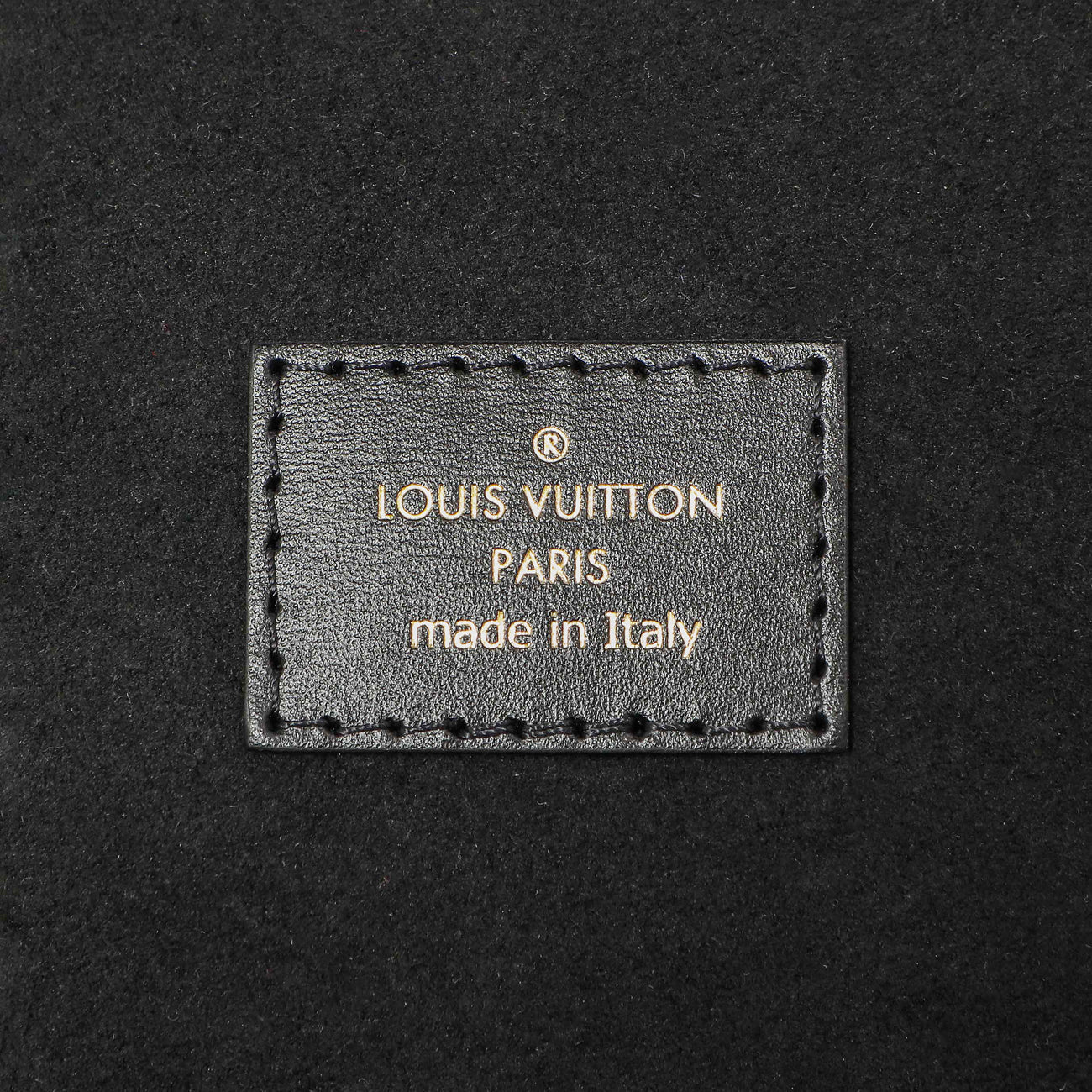 Exclusive Louis Vuitton Monogram Reverse Vanity PM — Detail View