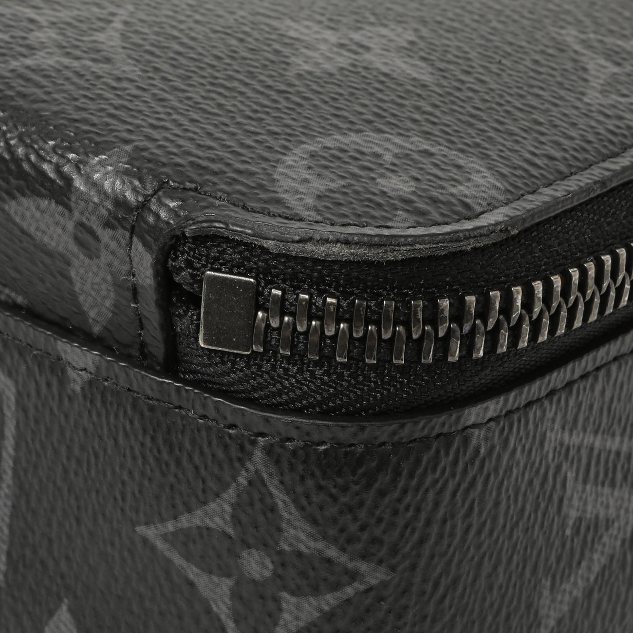 Exclusive Louis Vuitton Monogram Eclipse Alpha Wearable Wallet — Detail View