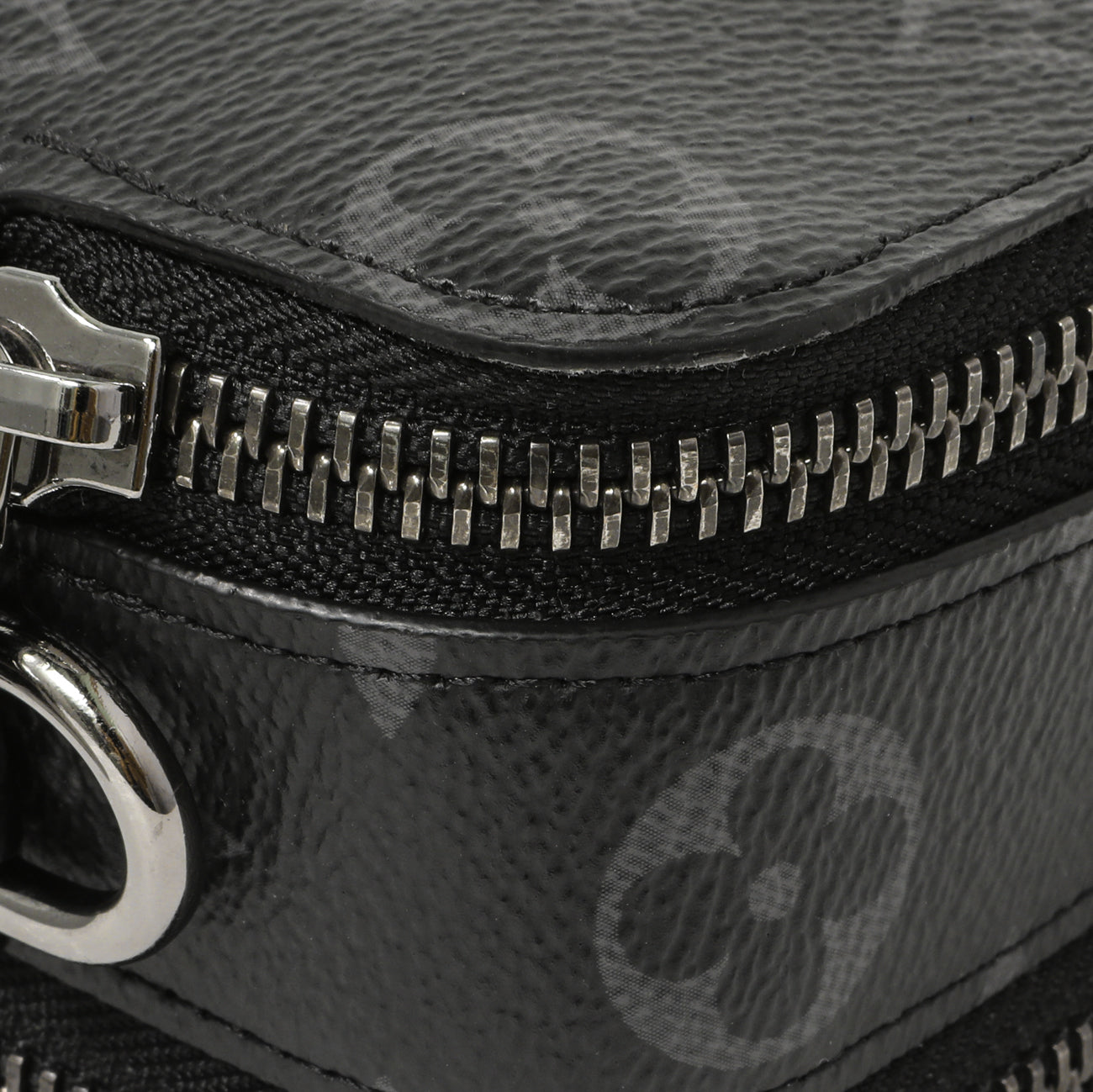 Exclusive Louis Vuitton Monogram Eclipse Alpha Wearable Wallet — Alternate View 10