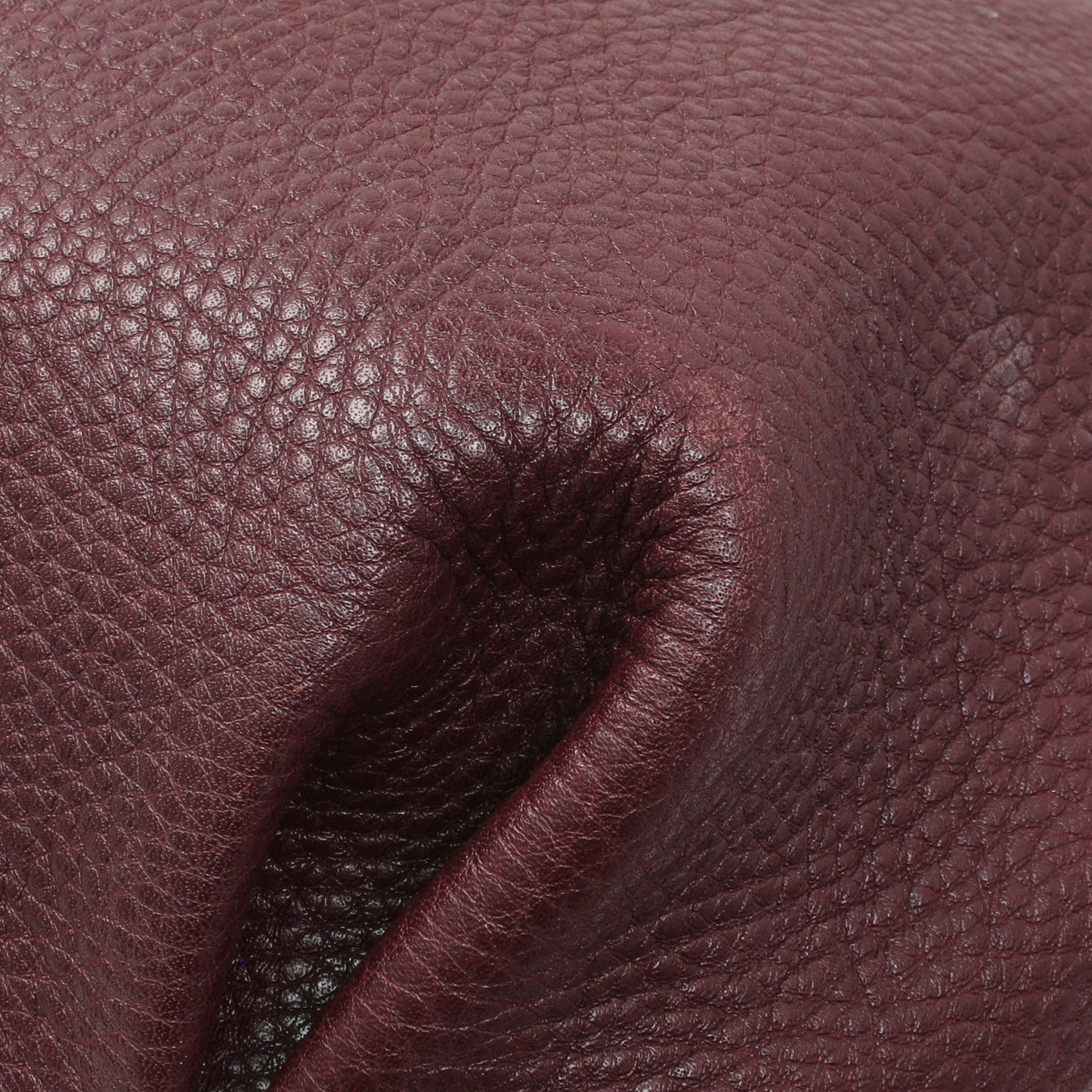 Exclusive Gucci Scarlatto Pebbled Leather Soho Shoulder Bag — Alternate View 7