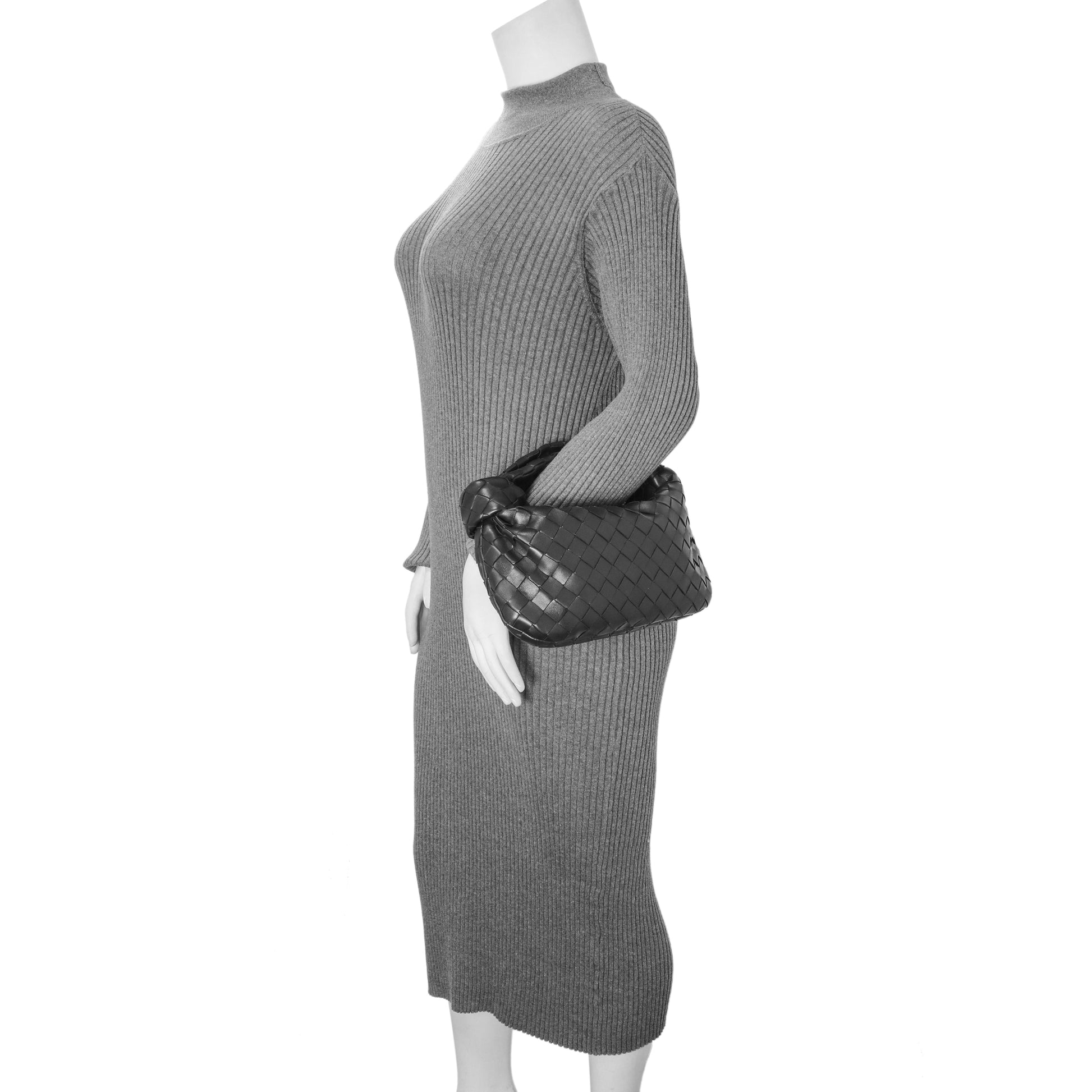 Exclusive Bottega Veneta Black Nappa Intrecciato Mini Jodie — Alternate View 7