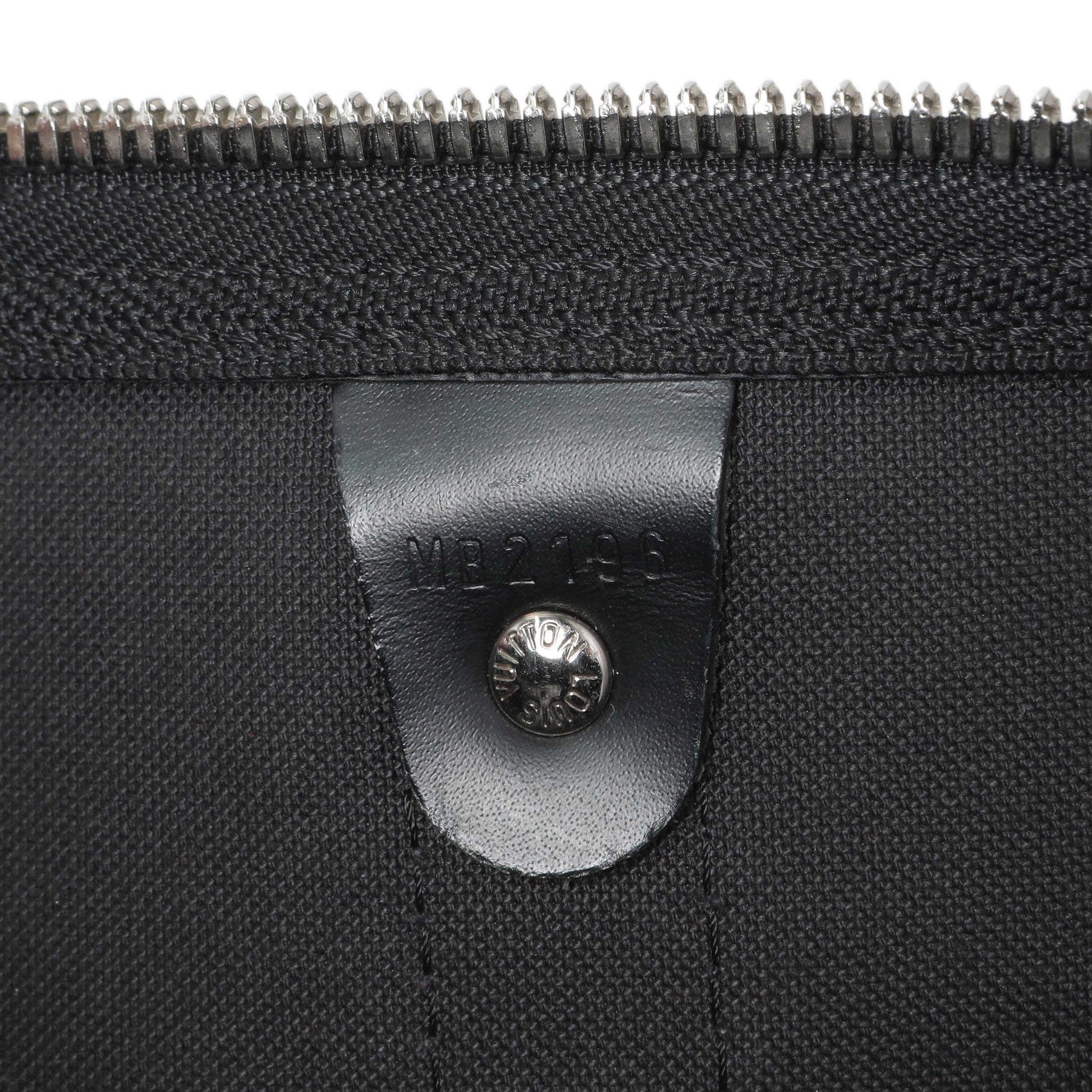 Exclusive Louis Vuitton Damier Graphite Keepall Bandouliere 55 — Alternate View 10