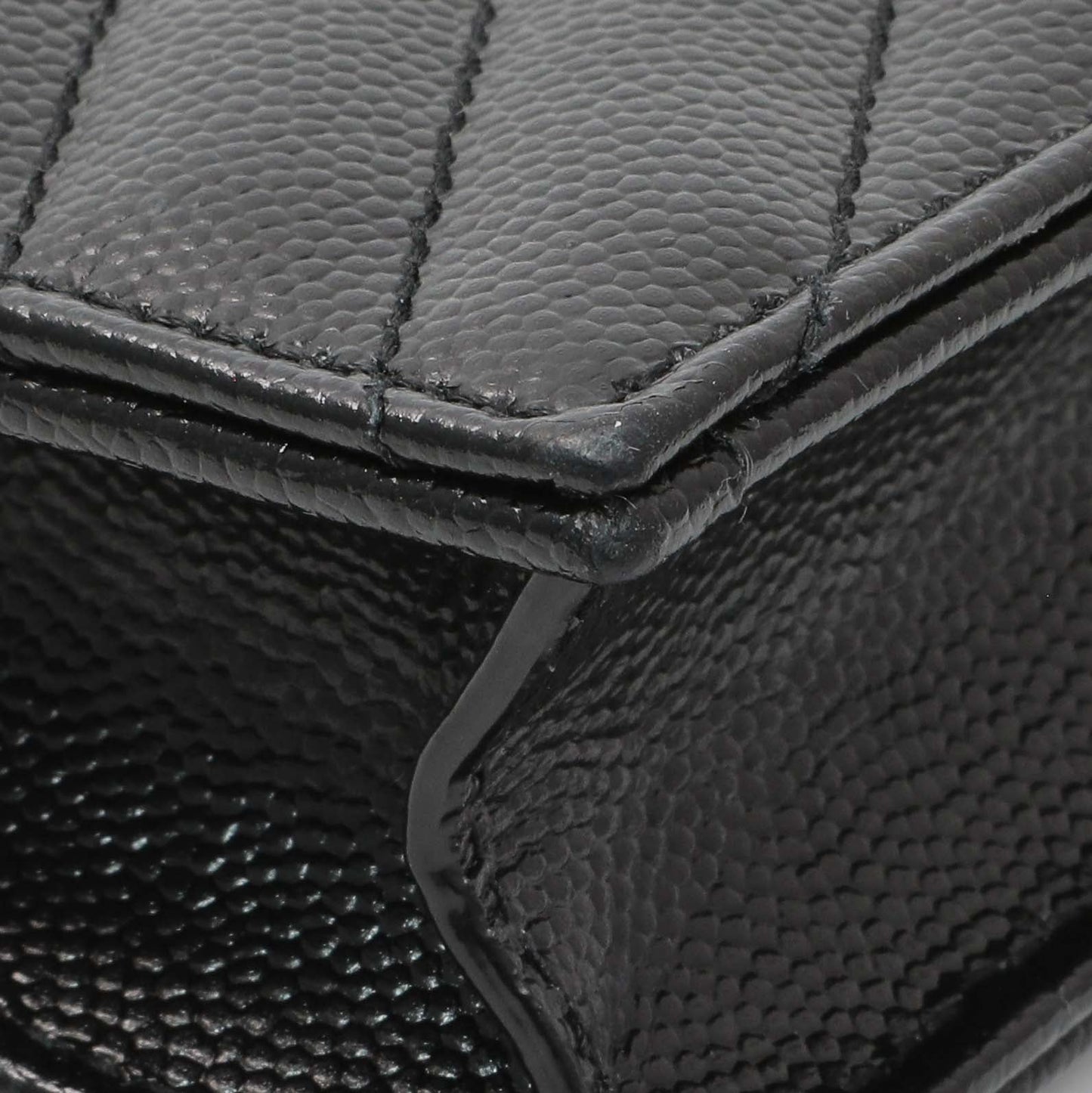 Exclusive Saint Laurent Black Grain De Poudre Matelasse Chevron Monogram Envelope Chain Wallet — Lifestyle View